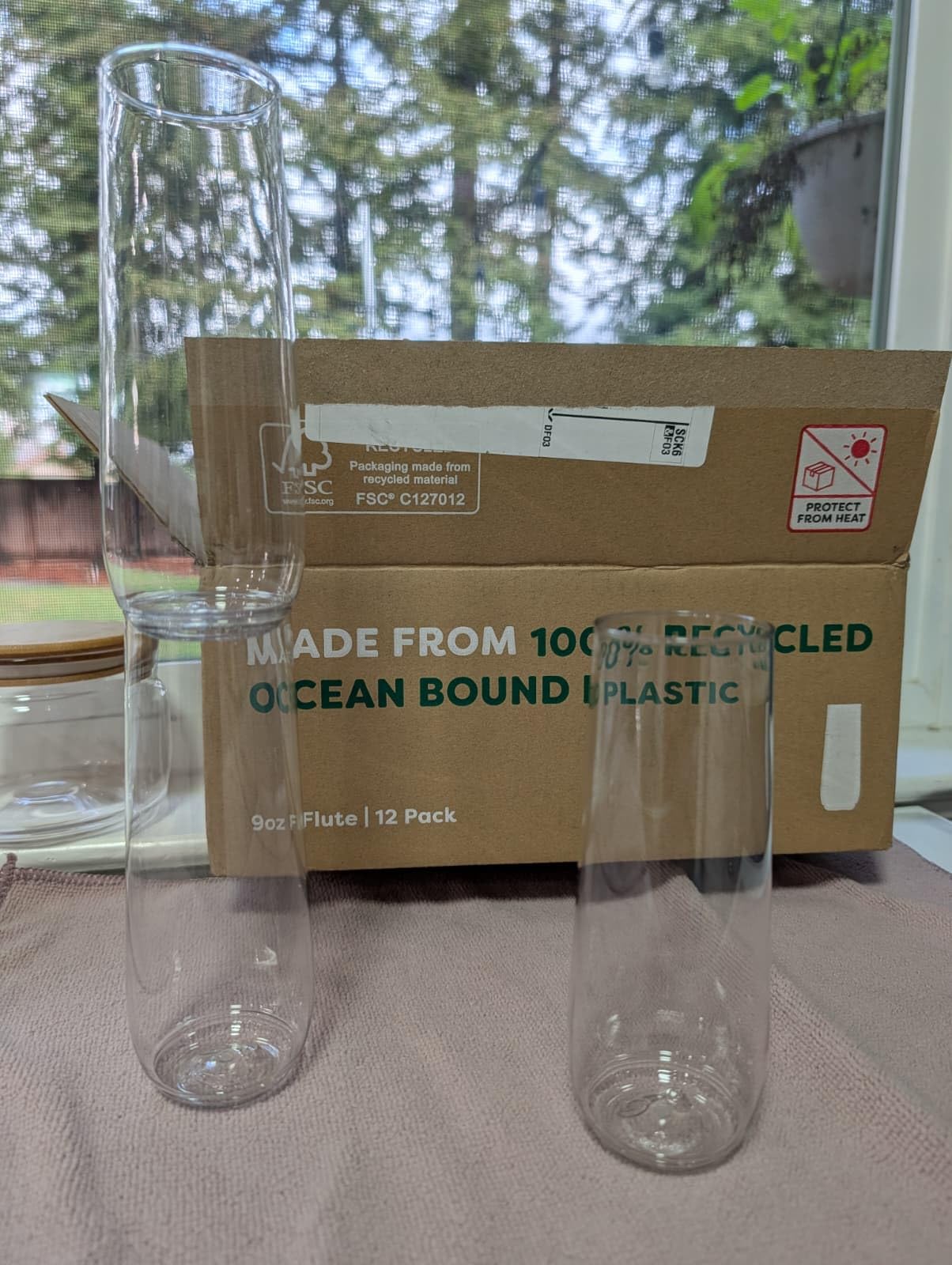 TOSSWARE POP 9oz Flute, Premium Quality, Recyclable, Unbreakable & Crystal Clear Plastic Champagne Glasses, Flute, 12 Count (Pack of 1) customer photo 2