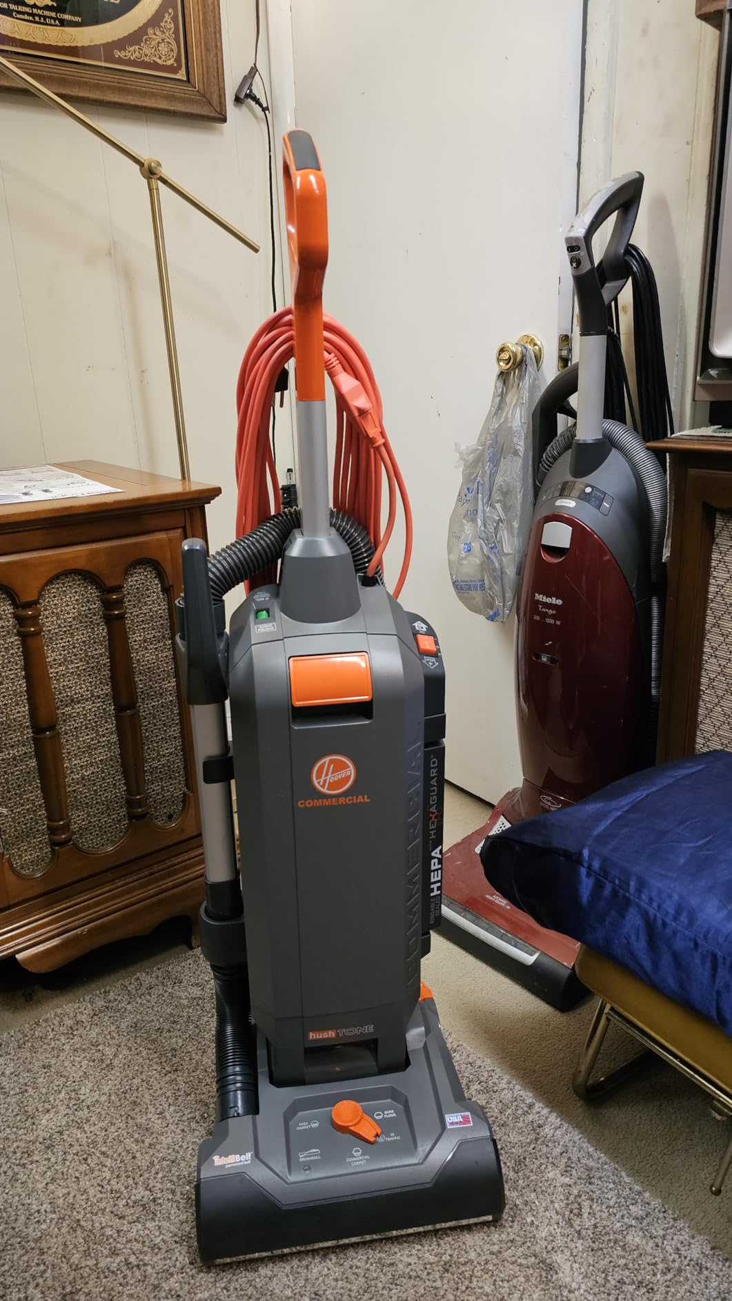 Hoover Commercial HushTone Upright Vacuum Cleaner, 15 inches with Intellibelt, for Carpet and Hard Floors, CH54115 customer photo 1