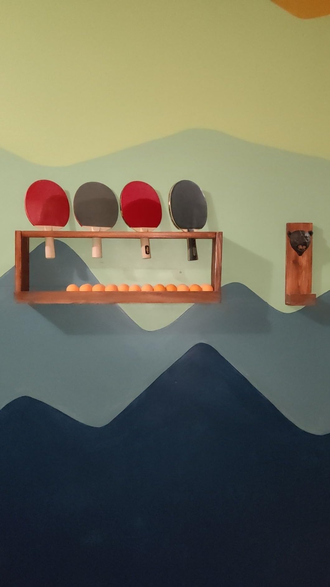 Kipokalor Wall Mounted Bottle Opener, Cast Iron Wall Mount Grizzly Bear Teeth Bite Bottle Opener (Black Bear) customer photo 1