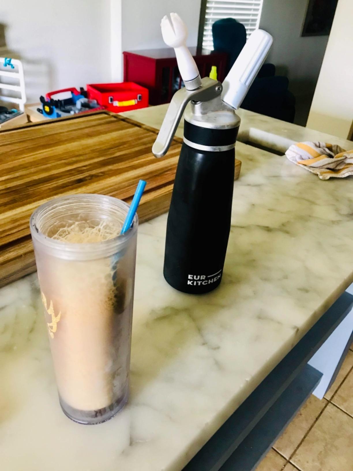 EurKitchen Professional Aluminum Whipped Cream Dispenser - Leak-Free Whip Cream Maker Canister with 3 Decorating Nozzles & Cleaning Brush - 1-Pint / 500 mL customer photo 2