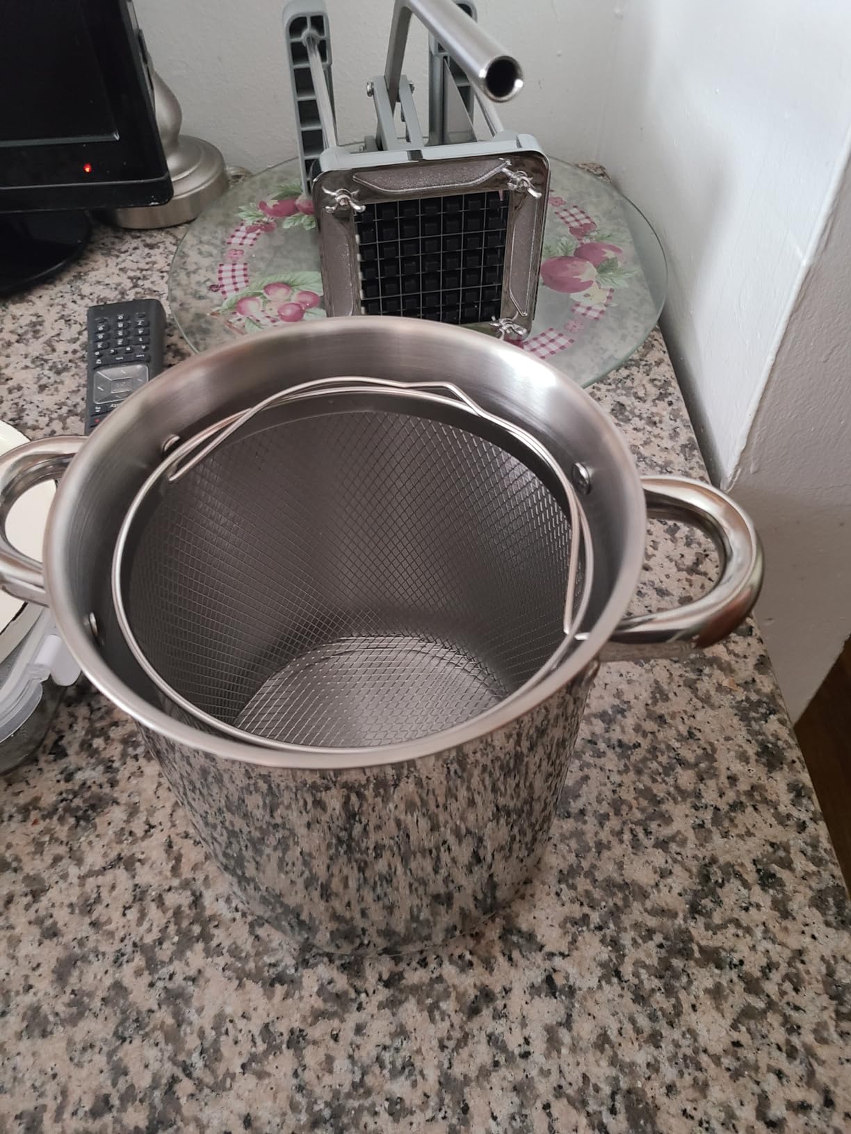 Cook N Home Deep Fryer Pot, Japanese Tempura Small Stainless Steel Deep Frying Pot, 304 Stainless Steel with Oil Drip Drainer Rack, Glass Lid, 6.3 inch/4Quart customer photo 1