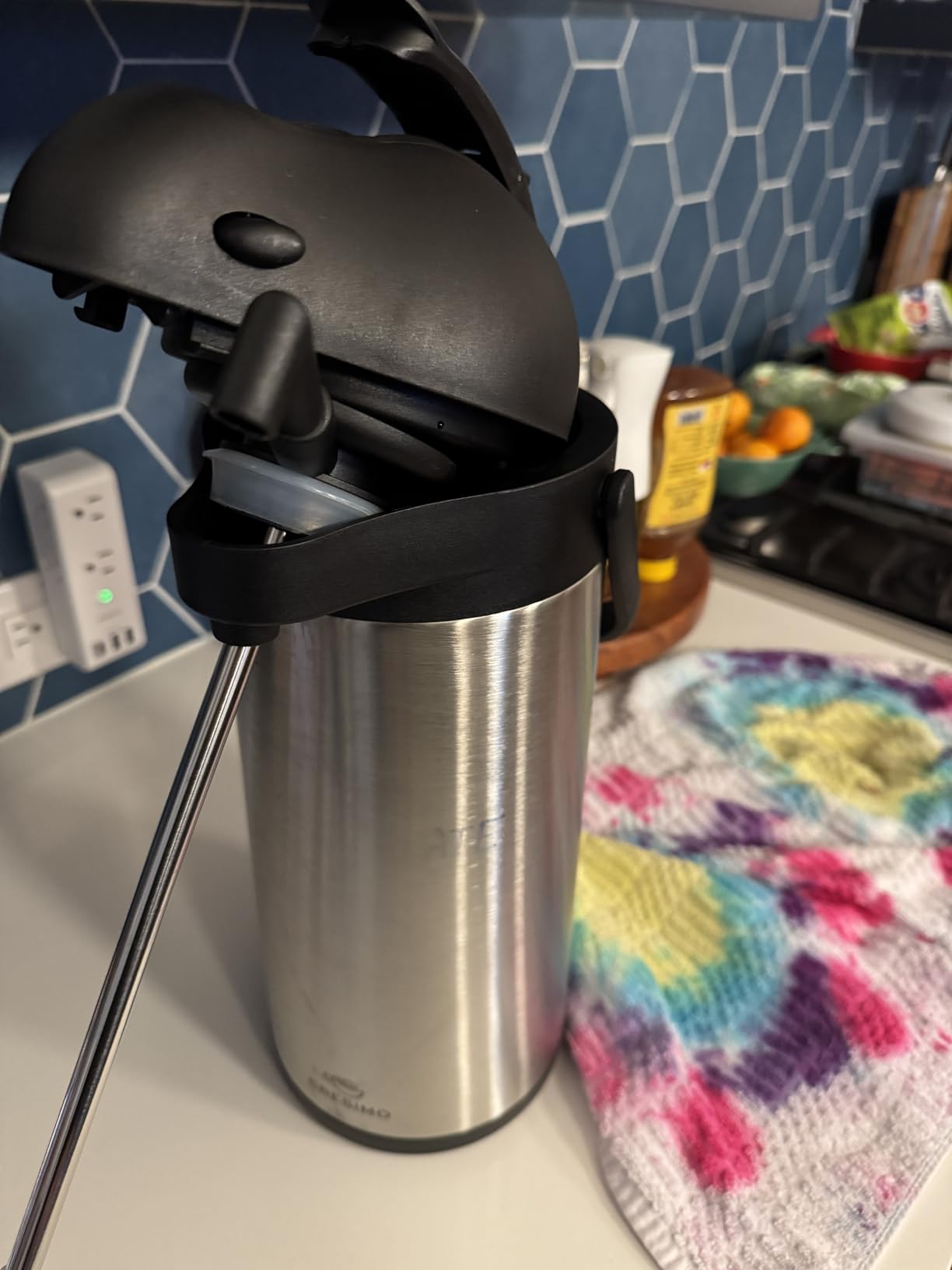 Cresimo Coffee Carafe with Pump - 102oz / 3L Airpot 12 Hours Large Hot Water Carafe customer photo 1