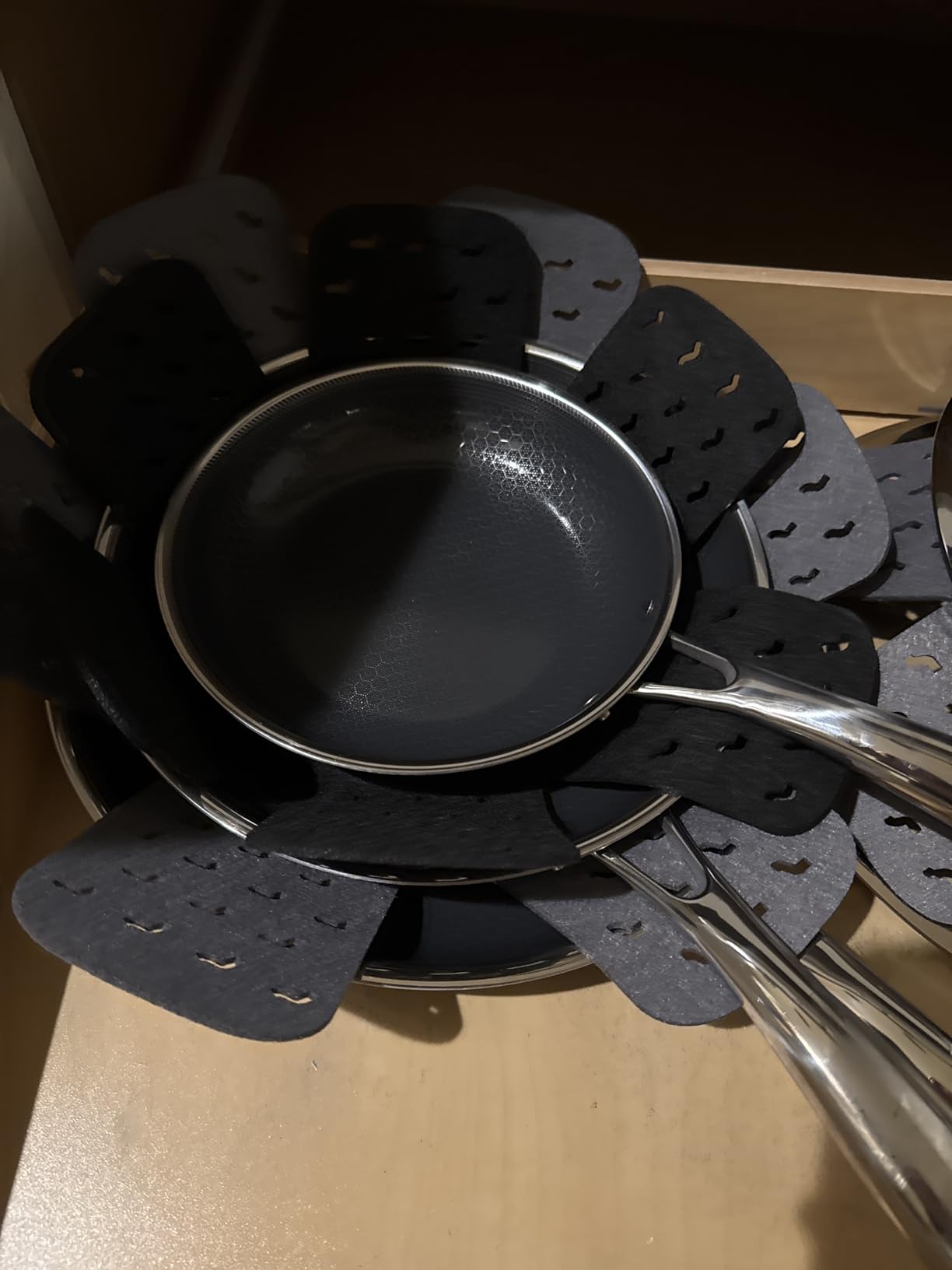 All-Clad Premium Cookware Protectors: Pot and Pan Protectors for Kitchen Organization - Perfect for Cast Iron, Steel, or Glass (3-Piece) customer photo 1