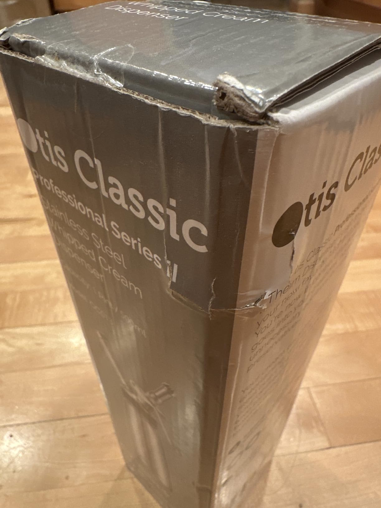 Otis Classic 304 Stainless Steel Whipped Cream Dispenser, 500ml w/ 3 Decorating Nozzles 4 Injector Tips and 6 Colored Grips - Commercial Grade Quality customer photo 2