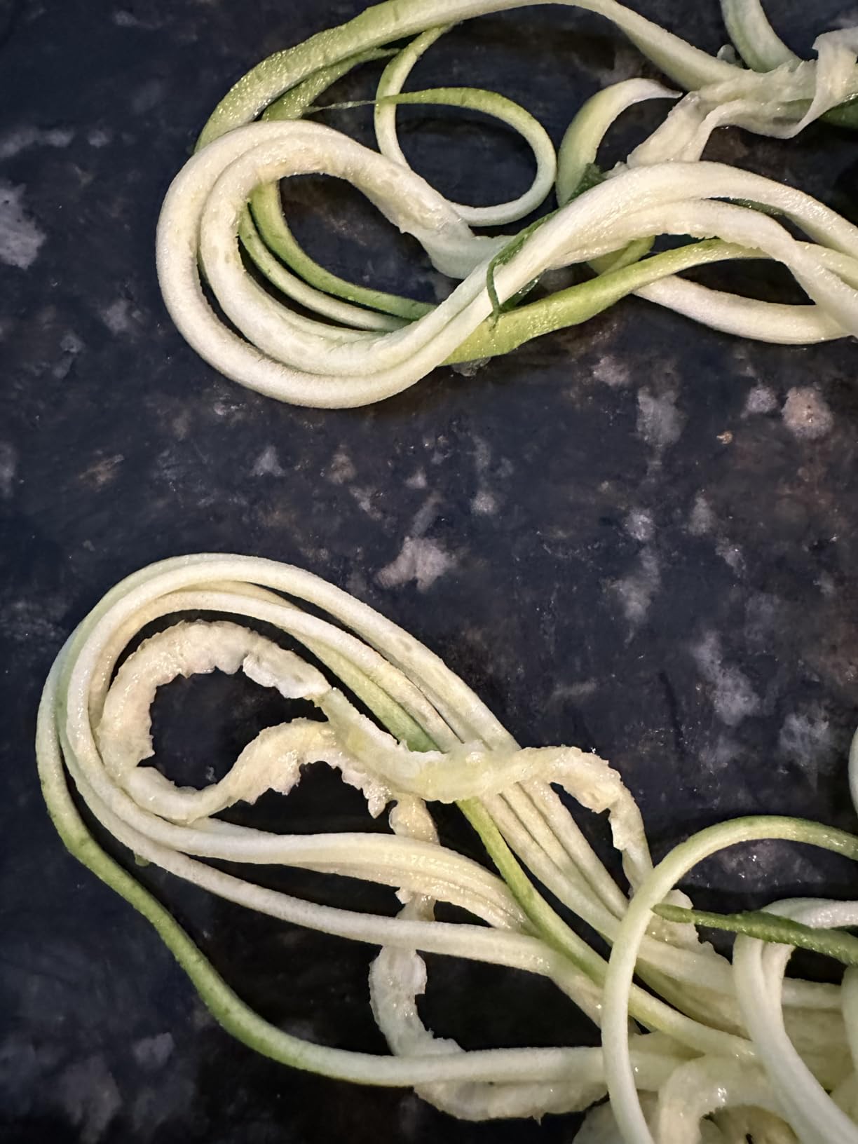Hamilton Beach 3-in-1 Electric Vegetable Spiralizer for Veggie Noodles, Zoodle Maker & Slicer With 3 Cutting Cones customer photo 1