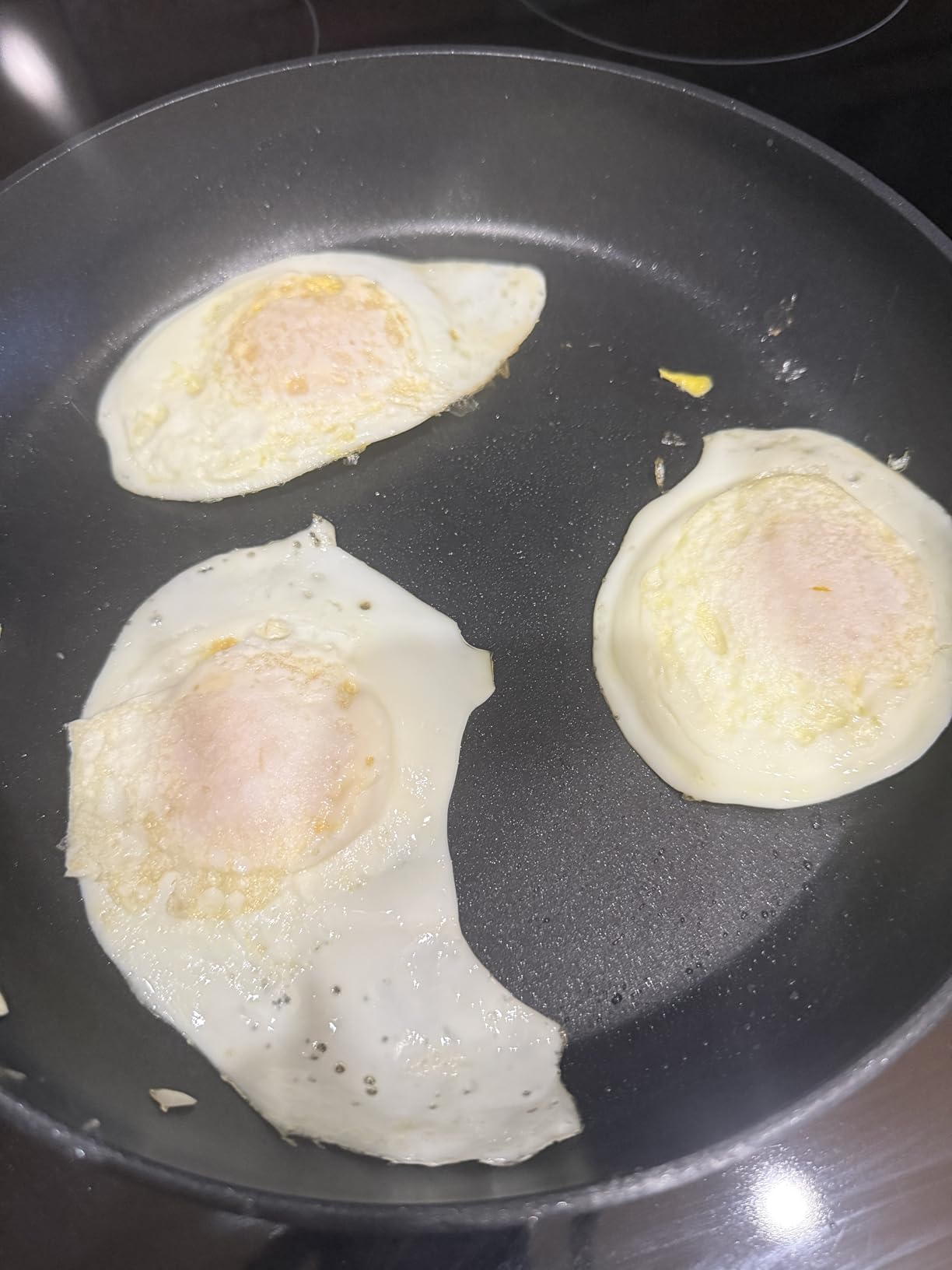 All-Clad HA1 Hard Anodized Nonstick Pots and Pans Set Non Stick Cookware Sets, Oven Broiler Safe 500F, Black customer photo 2