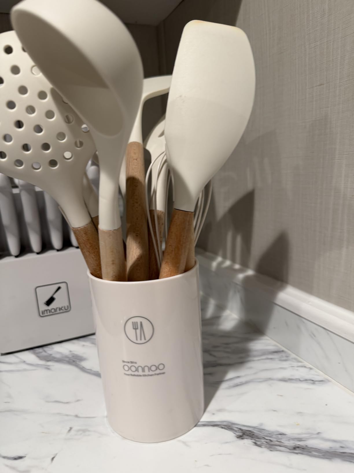 oannao Silicone Cooking Utensils Kitchen Utensil Set - 446°F Heat Resistant Silicone Kitchen Utensils Set, Spatula, Turner Tongs, Spoon, Whisk, Kitchen Gadgets customer photo 1