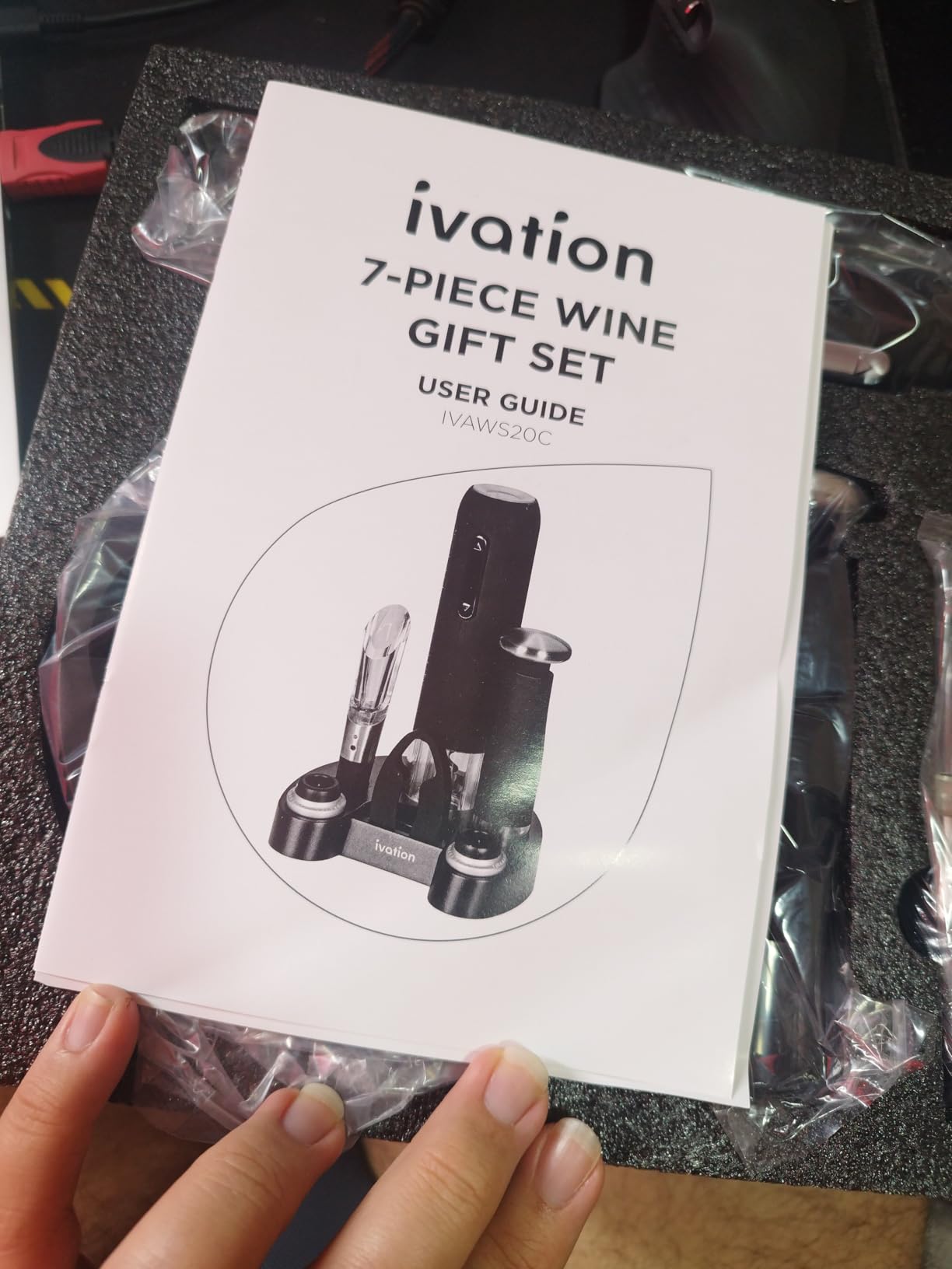 Ivation Wine Gift Set - Includes Electric Opener, Aerator, Vacuum Preserver, 2 Stoppers, Foil Cutter & Charging Base customer photo 1