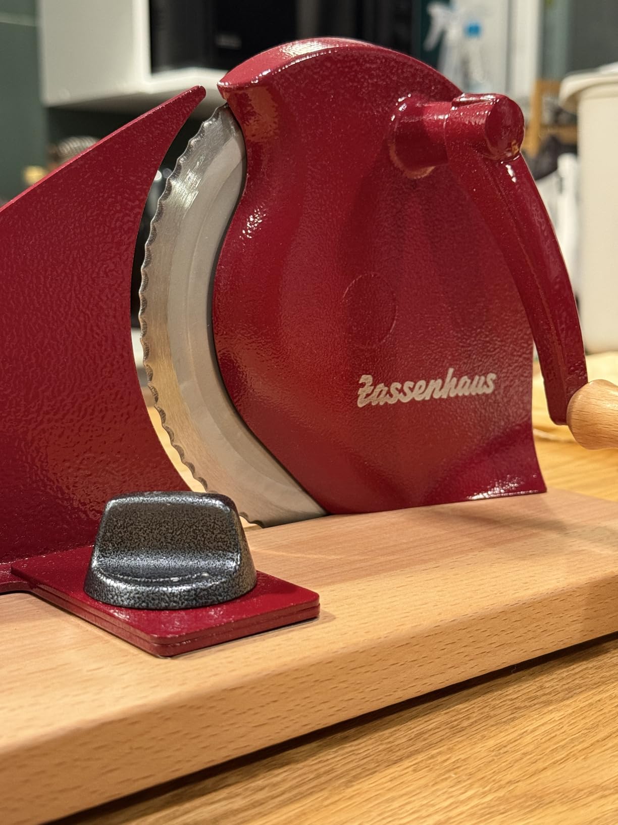 Zassenhaus Original Classic Adjustable Bread Slicer for Uniform Slices - Bread Slicer for Homemade Bread - 18/8 Stainless Steel Blade Sourdough Cutter - Black, 11.75