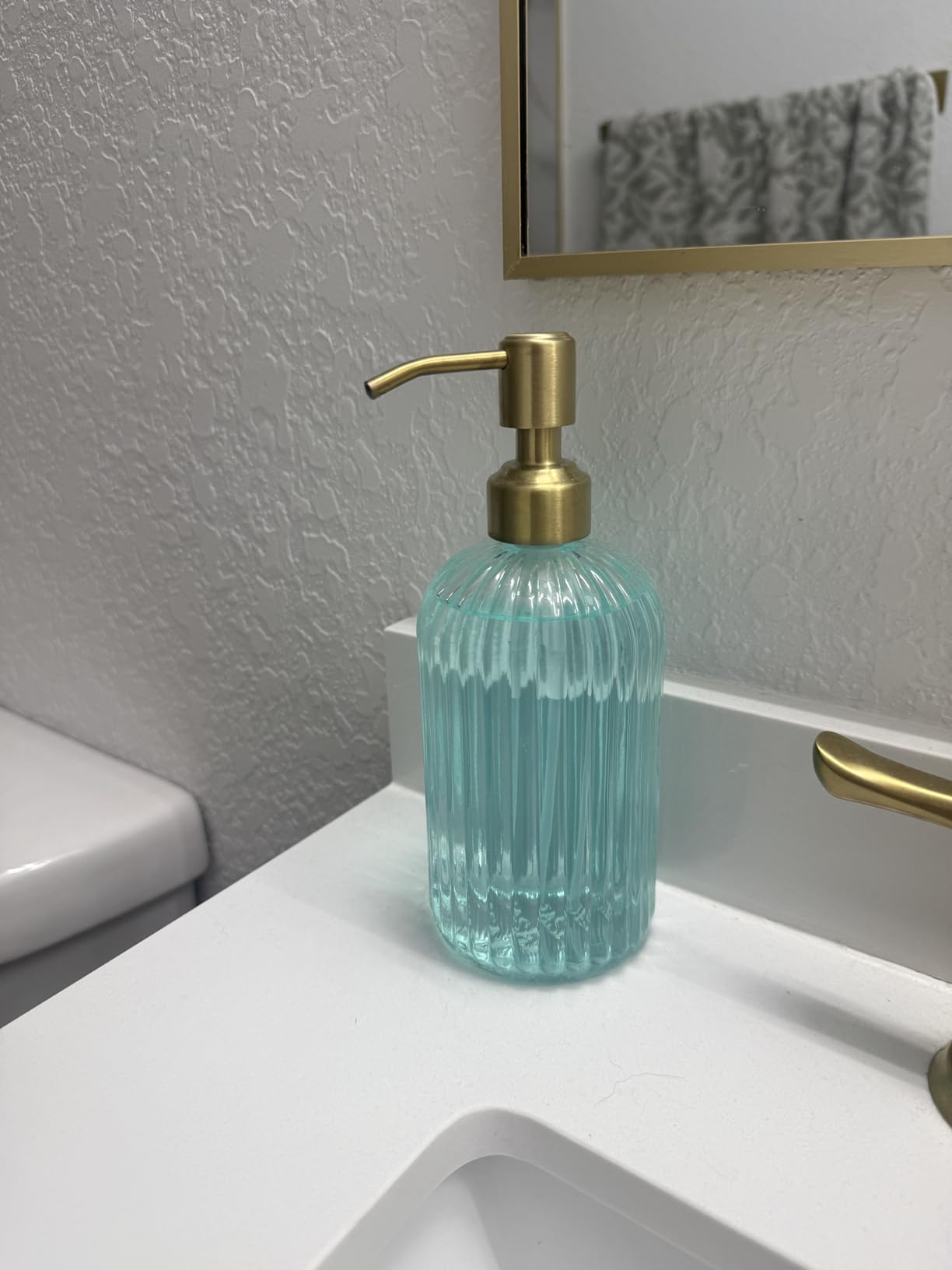 JASAI 18 Oz Clear Glass Soap Dispenser with Rust Proof Stainless Steel Pump, Refillable Liquid Hand soap Dispenser for Bathroom, Premium Kitchen Soap Dispenser customer photo 2