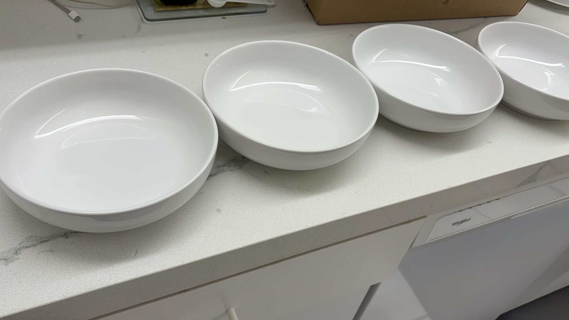 LE TAUCI Pasta Bowls 45 oz, Salad Bowls Set for Serving Soup, Pasta, Noodle, Dinner, Large Kitchen Bowl Plates, Microwave Safe - 8.5 Inch, Set of 4, White customer photo 2