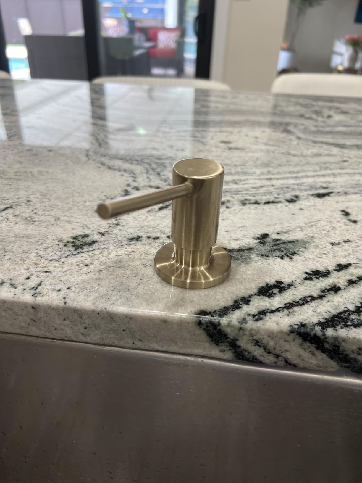 KRAUS Kitchen Soap and Lotion Dispenser in Spot Free Stainless Steel, KSD-43SFS customer photo 2