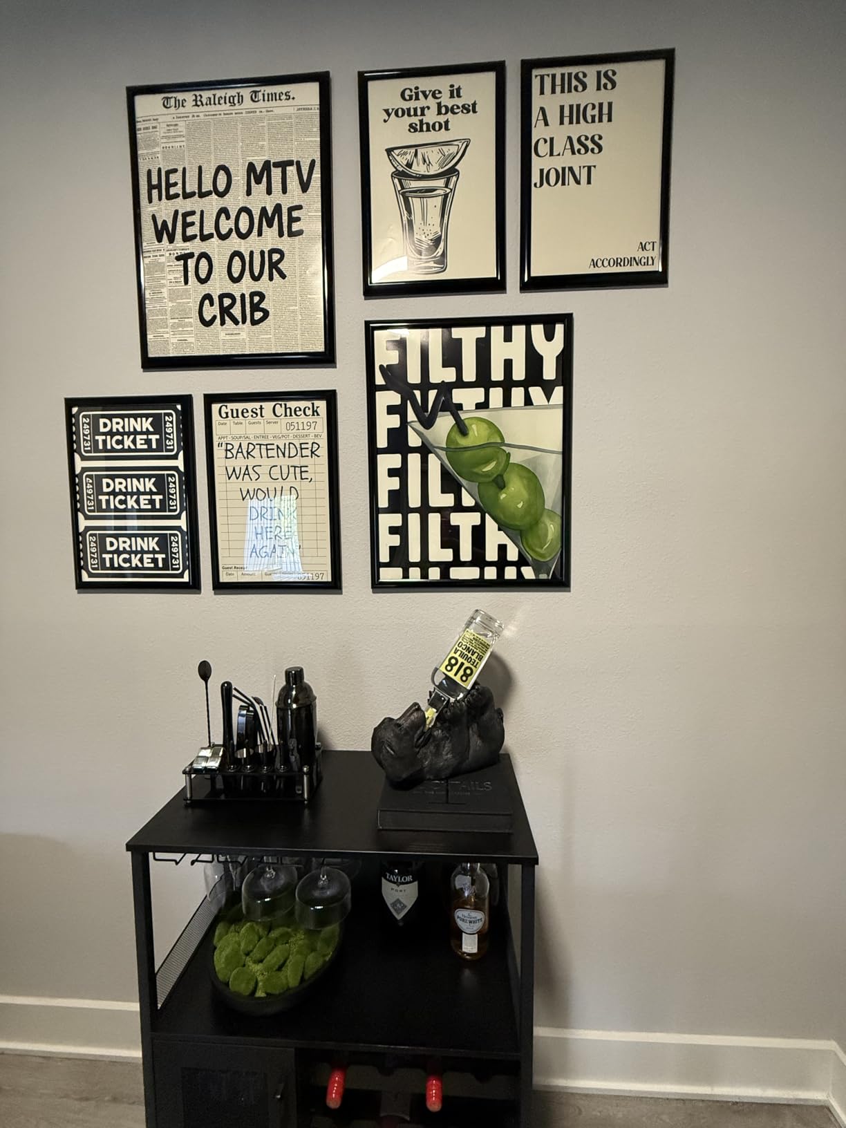 True Reindeer Polyresin Wine Bottle Holder - Table Top and Counter Wine Rack, Animal Home Decor, Set of 1, Brown, Holds 1 Standard Wine Bottle customer photo 1