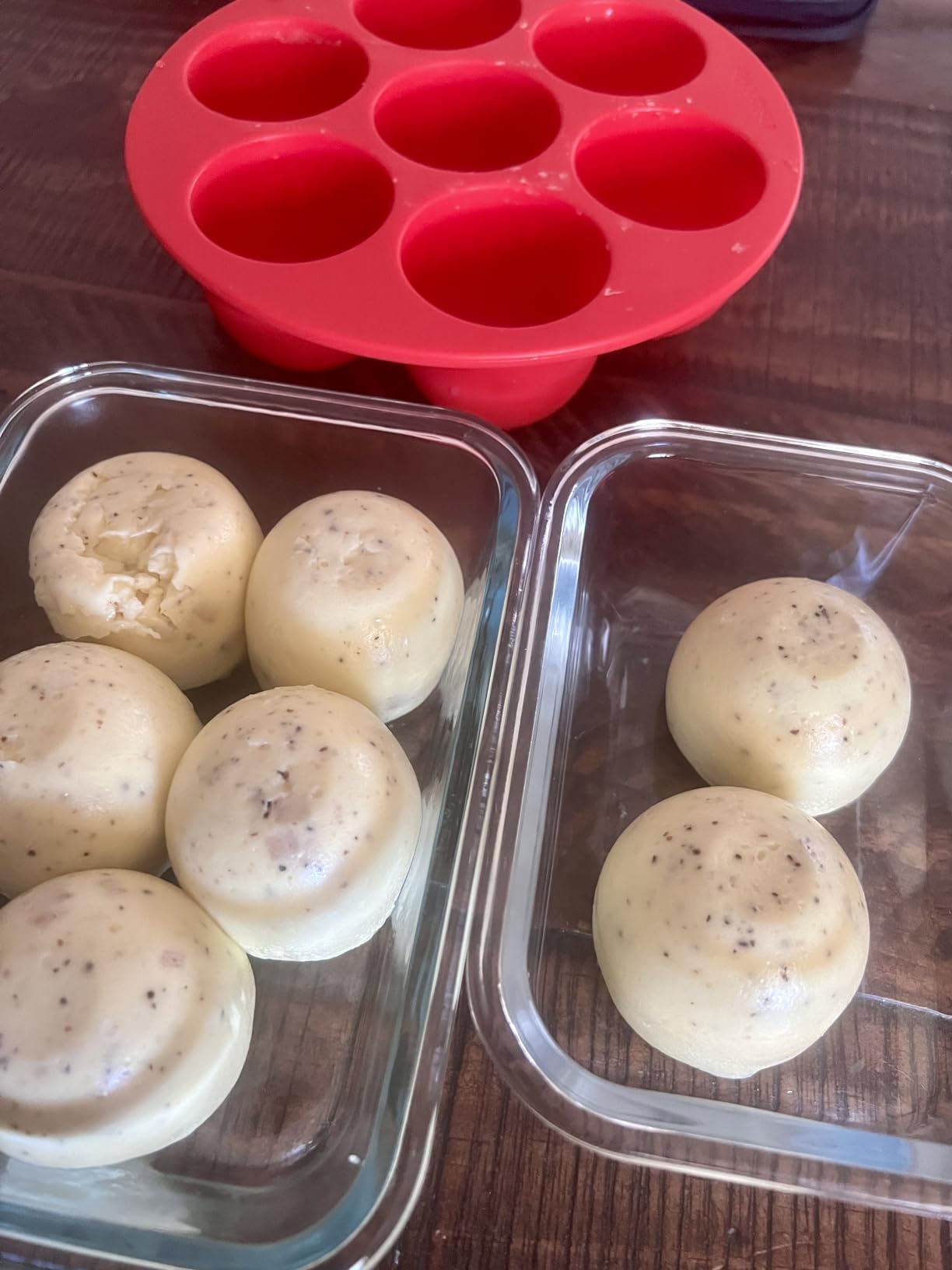 Instant Pot Official Silicone Egg Bites Pan with Lid - Compatible with 6 Qt., 8 Qt. Cookers - BPA-Free, Non-Stick, Heat Resistant to 450°F customer photo 1