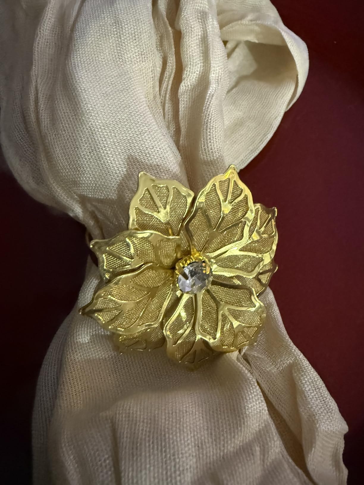 NAGU Flower Napkin Rings Set of 6, Hollow Out Floral Napkin Holder Adornment Exquisite Household Napkins Rings Set Rhinestone Napkin Rings for Wedding Banquet Christmas Table Setting (Gold) customer photo 1