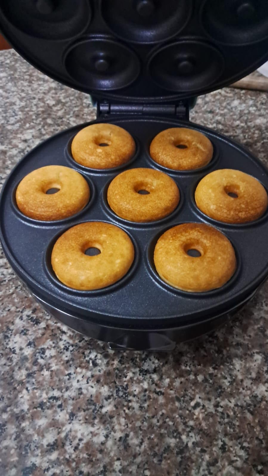 Dash Mini Donut Maker Machine for Kid-Friendly Breakfast, Snacks, Desserts & More with Non-stick Surface, Makes 7 Doughnuts, Donut Print customer photo 2