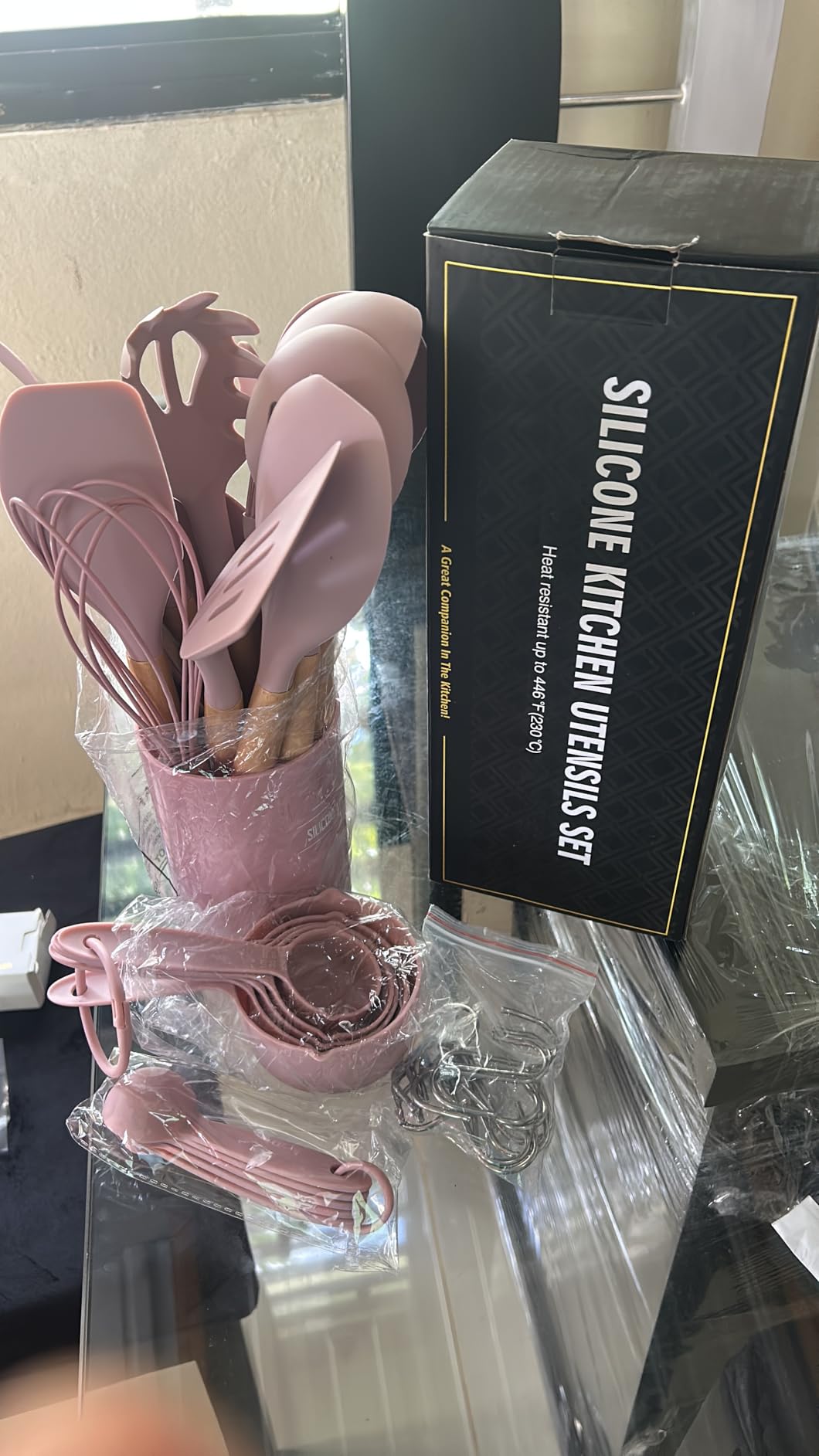 Umite Chef Kitchen Cooking Utensils Set, 33 pcs Non-Stick Silicone Cooking Kitchen Utensils Spatula Set with Holder, Wooden Handle customer photo 1