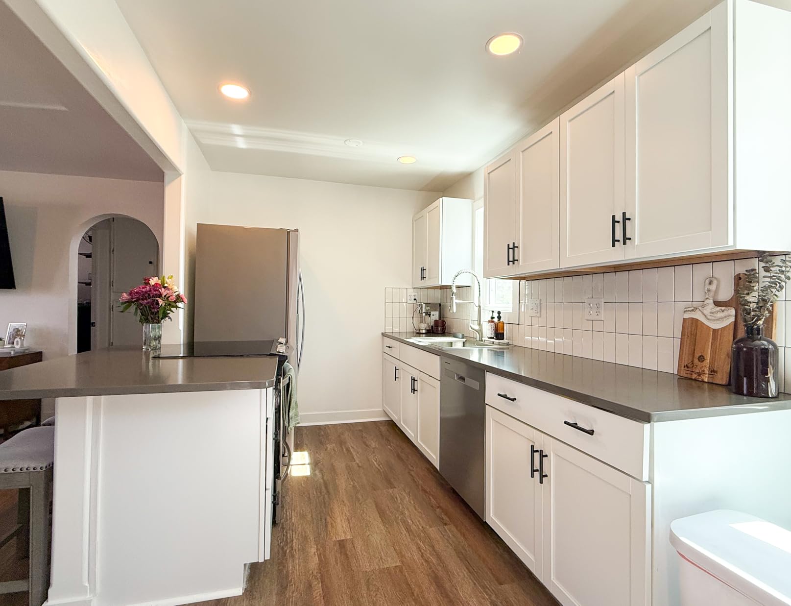 Amico 12 Pack 6 Inch 5CCT Ultra-Thin LED Recessed Ceiling Light with Junction Box, 1050LM Brightness, Dimmable Canless Wafer Downlight, 12W, ETL&FCC customer photo 2