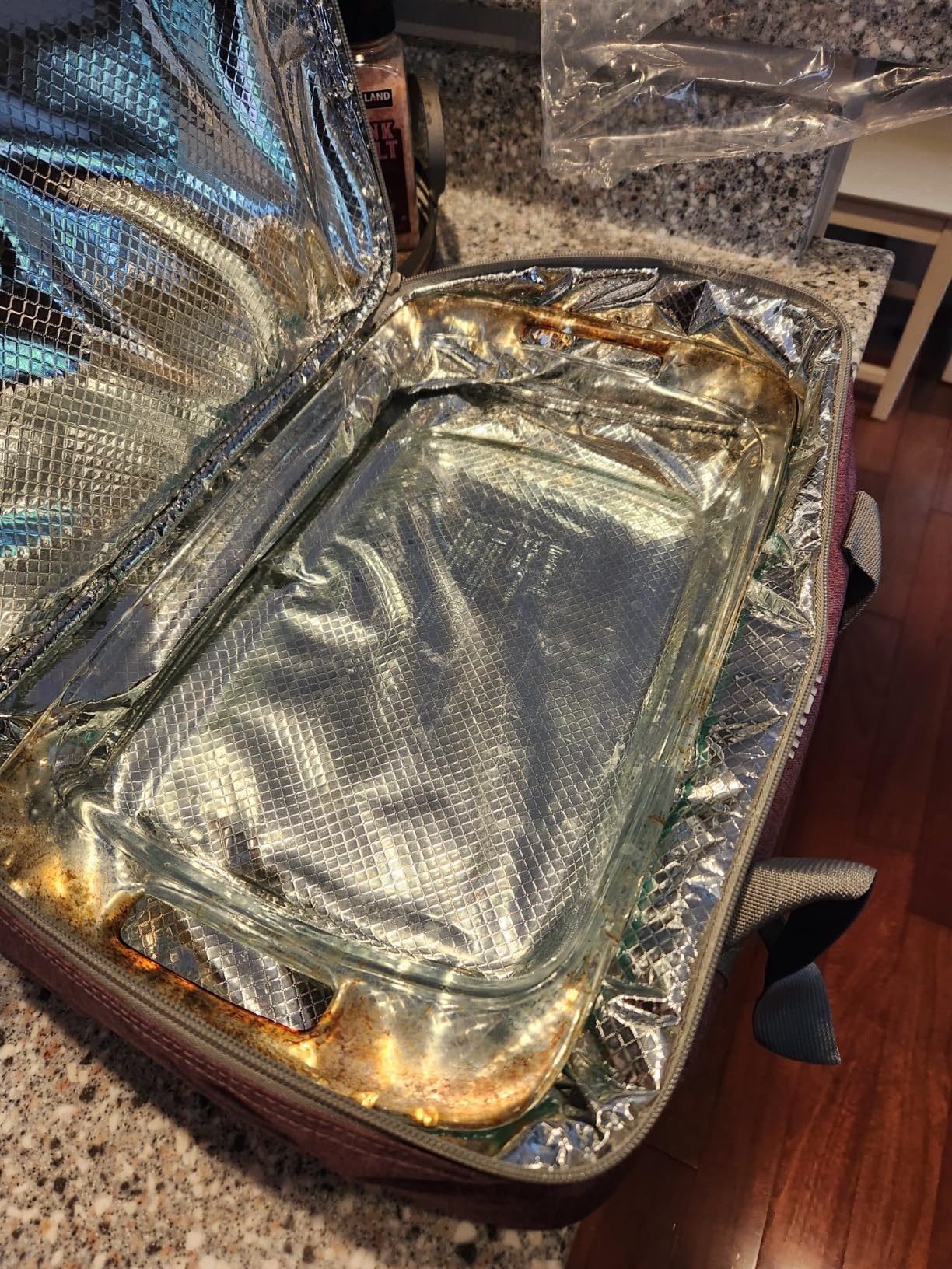 MIER Insulated Double Casserole Carrier Thermal Lunch Tote for Potluck Parties, Picnic, Beach, Fits 9 x 13 Inches Casserole Dish, Expandable by Mid Zipper, Gray customer photo 2