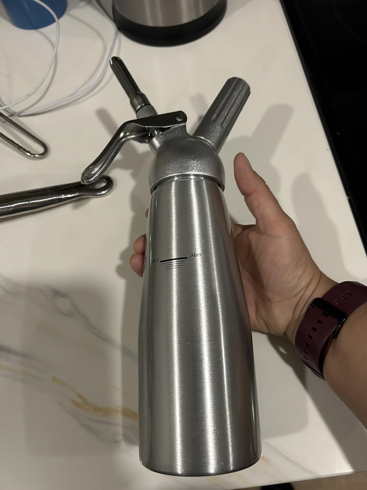 Professional Aluminum Whipped Cream Dispenser Cream Maker 500mL (1 Pint) for Desserts Gourmet Cream Whipper with 3 Decorating Nozzles customer photo 1