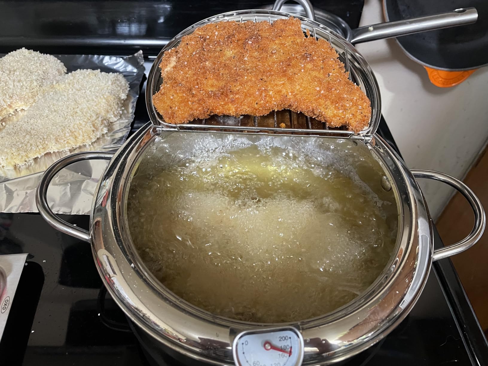 Deep Fryer Pot, Japanese Tempura Frying Pot 304 Stainless Steel Small Deep Fryer with Thermometer, Lid And Oil Drip Drainer Rack customer photo 2