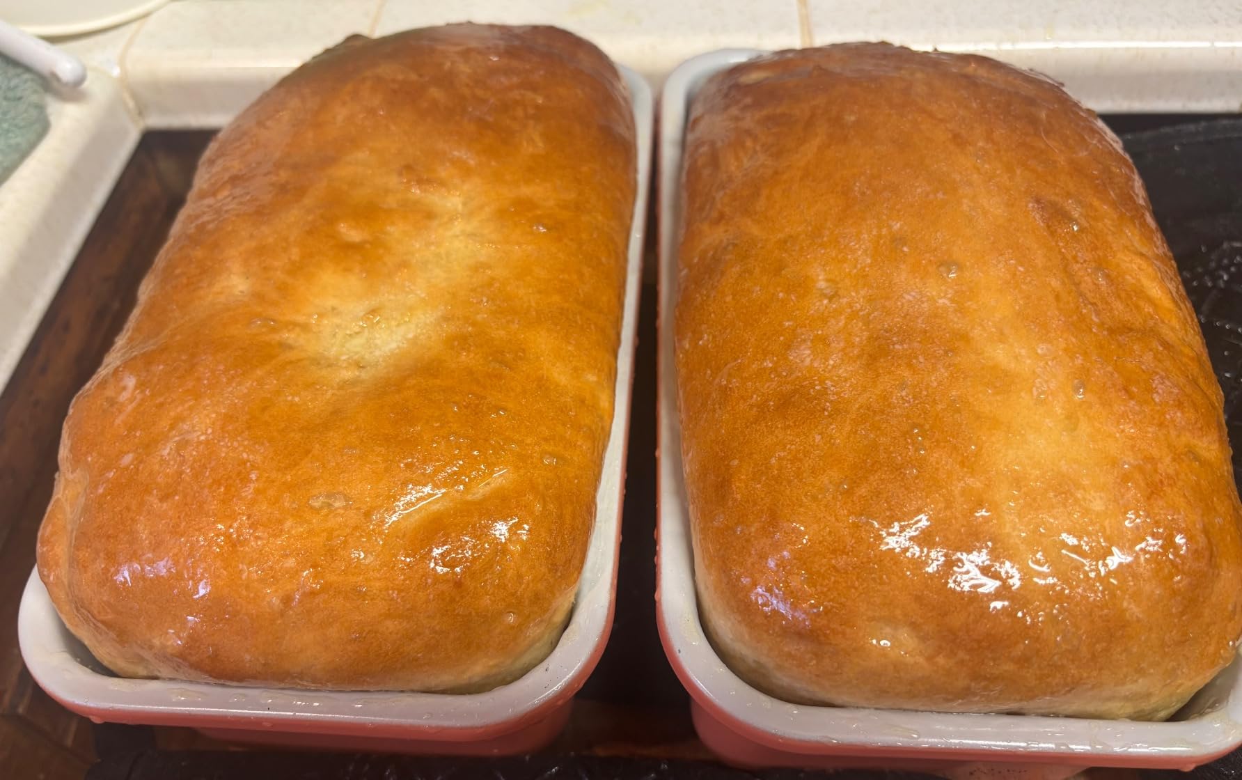 Monfish Pullman loaf Pan - loaf pan w lid - Wavy Non-Stick Toast Mold - Loaf Bread Baking Pan champagne gold (8.5x4.75x4.5) customer photo 2
