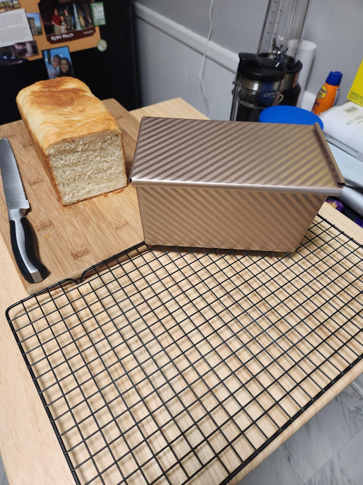 Pullman Loaf Pan with Lid, 1Pound Dough Capacity Rectangular Bread Pan, Non-Stick Long Bread Pans for Homemade Bread, 9x4inch Pullman Loaf Pan with Dough Scraper Cutter for Sandwich Bread customer photo 1