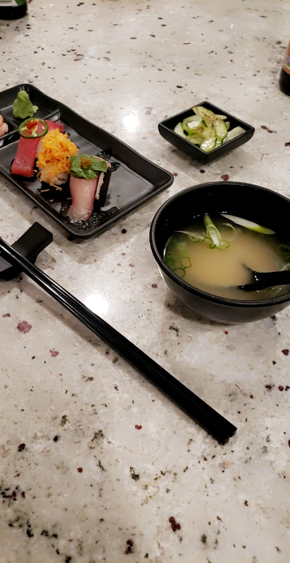 Sushi Serving Set, with 4 Japanese Sushi Serving Plate, 4 Soy Sauce Dish, 4 pairs of chopsticks and 4 chopsticks stands- Melamine Serving Set for Sushi (Black) customer photo 2