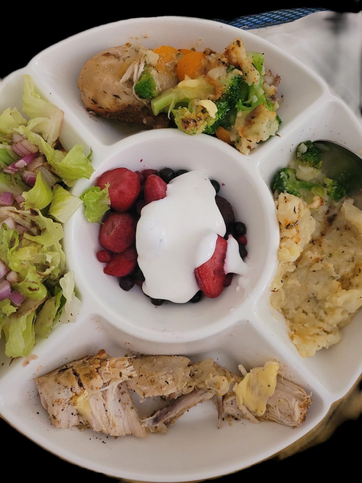 Sweese Porcelain Chip & Dip Serving Set - Divided Platter with 5 Compartments, Relish Tray for Snacks, Veggies, Candy customer photo 2
