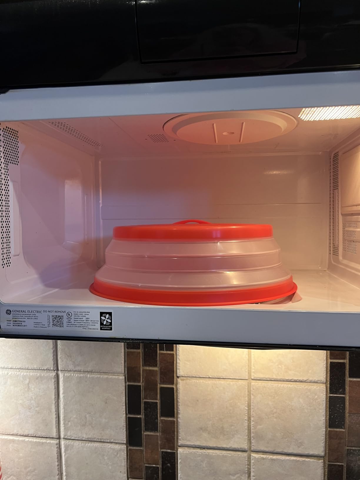 Tovolo Microwave Splatter Cover for Food, Large (Charcoal) - Collapsible & Vented Silicone customer photo 1