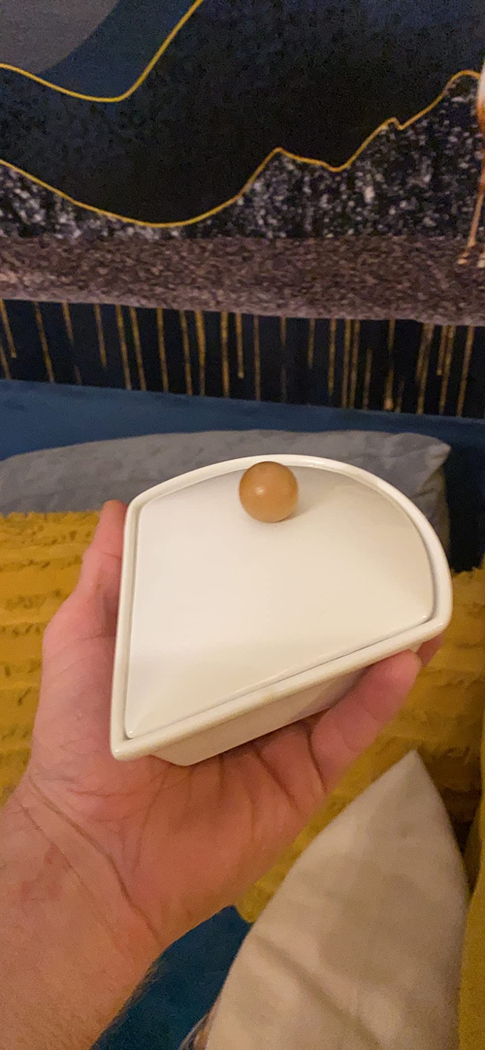 yarlung Ceramic Divided Serving Dishes with Lids and Bamboo Platter, 5 Removable Dipping Bowls Relish Tray Nuts Dishes for Appetizer, Chips, Fruits, Candy, Condiment customer photo 1