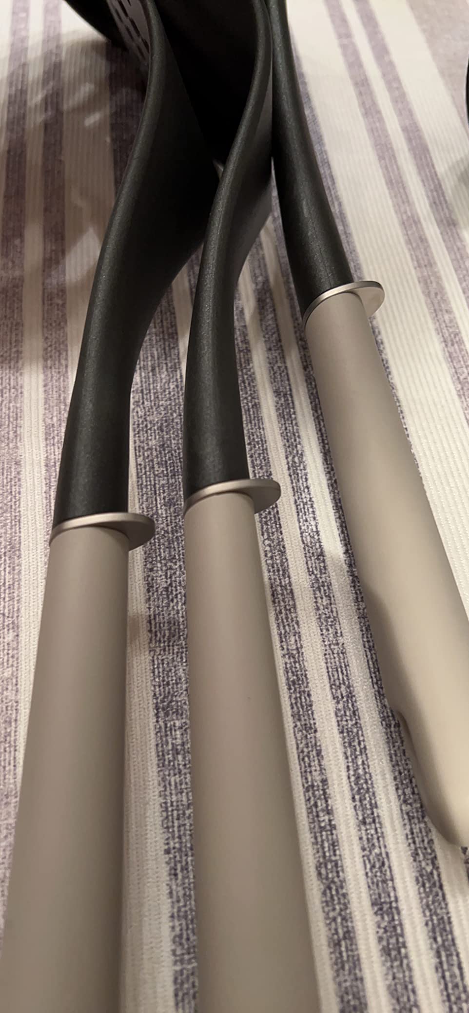 Meyer Everyday Nylon Tools/Cooking Utensils Set for Non Stick Cookware, 6 Piece: Slotted Turner, Solid Turner, Skimmer, Ladle, Slotted Spoon and Solid Spoon, Heat Resistant, Black with Gray Handles customer photo 2