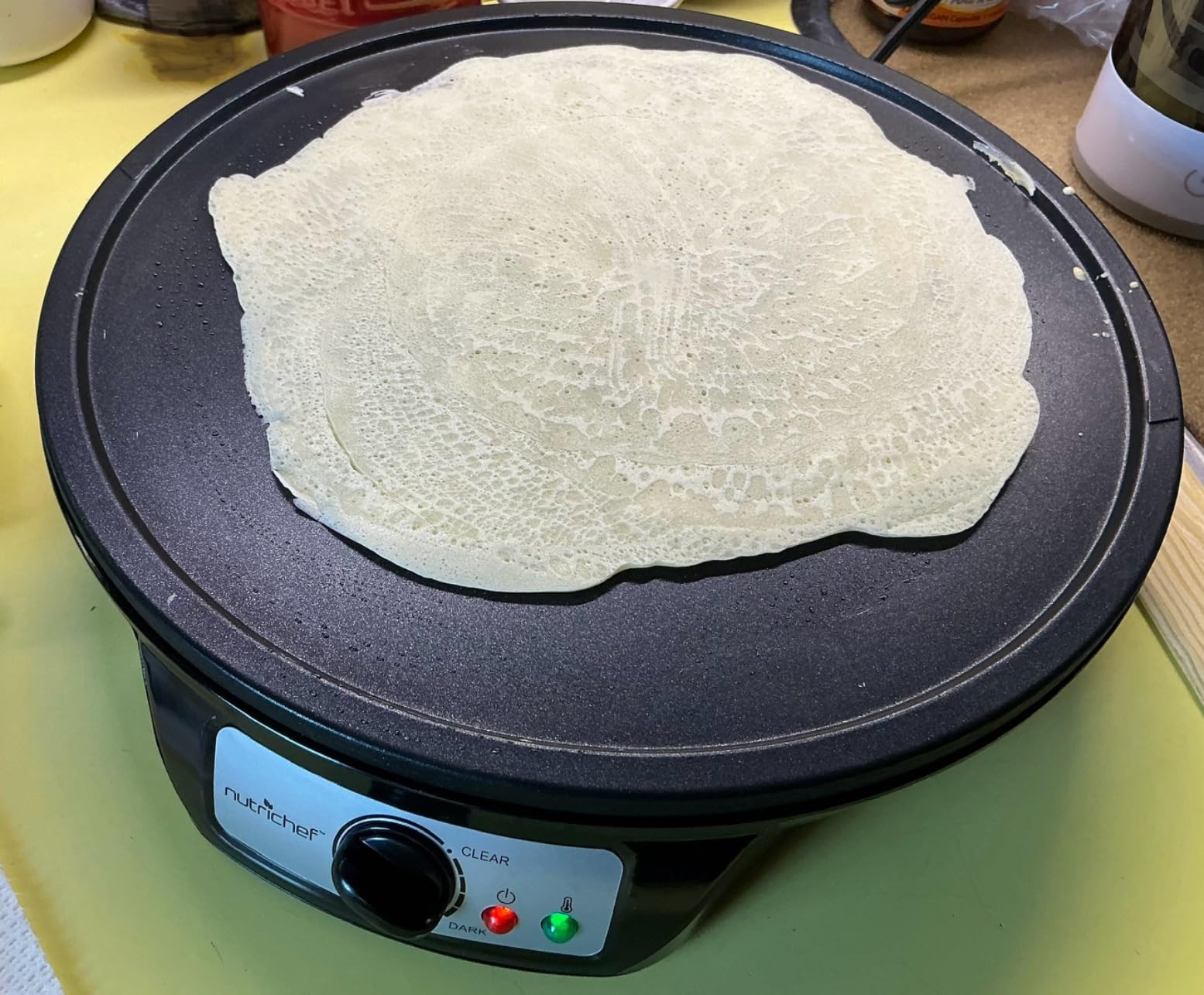 NutriChef Crepe Maker - Cooks Bacon, Roti, Tortillas & Omelets - Easy to Clean Detachable Cooktop - 12 inch Cook Area with Adjustable Temperature - Includes Wooden Spatula & Batter Spreader customer photo 2