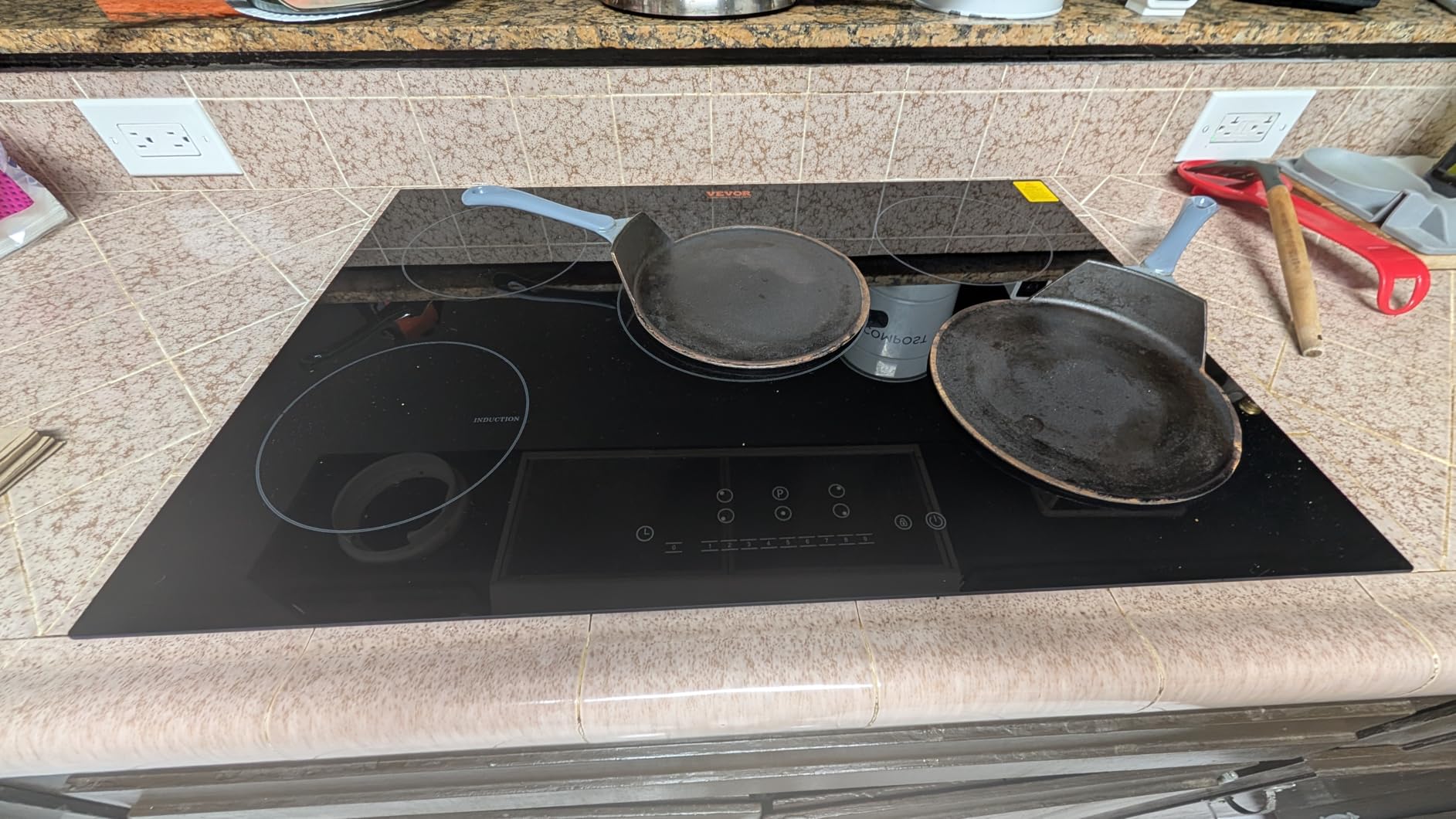 VEVOR Built-in Induction Electric Stove Top 30 Inch,5 Burners Electric Cooktop,9 Power Levels & Sensor Touch Control,Easy to Clean Ceramic Glass Surface,Child Safety Lock,240V customer photo 2