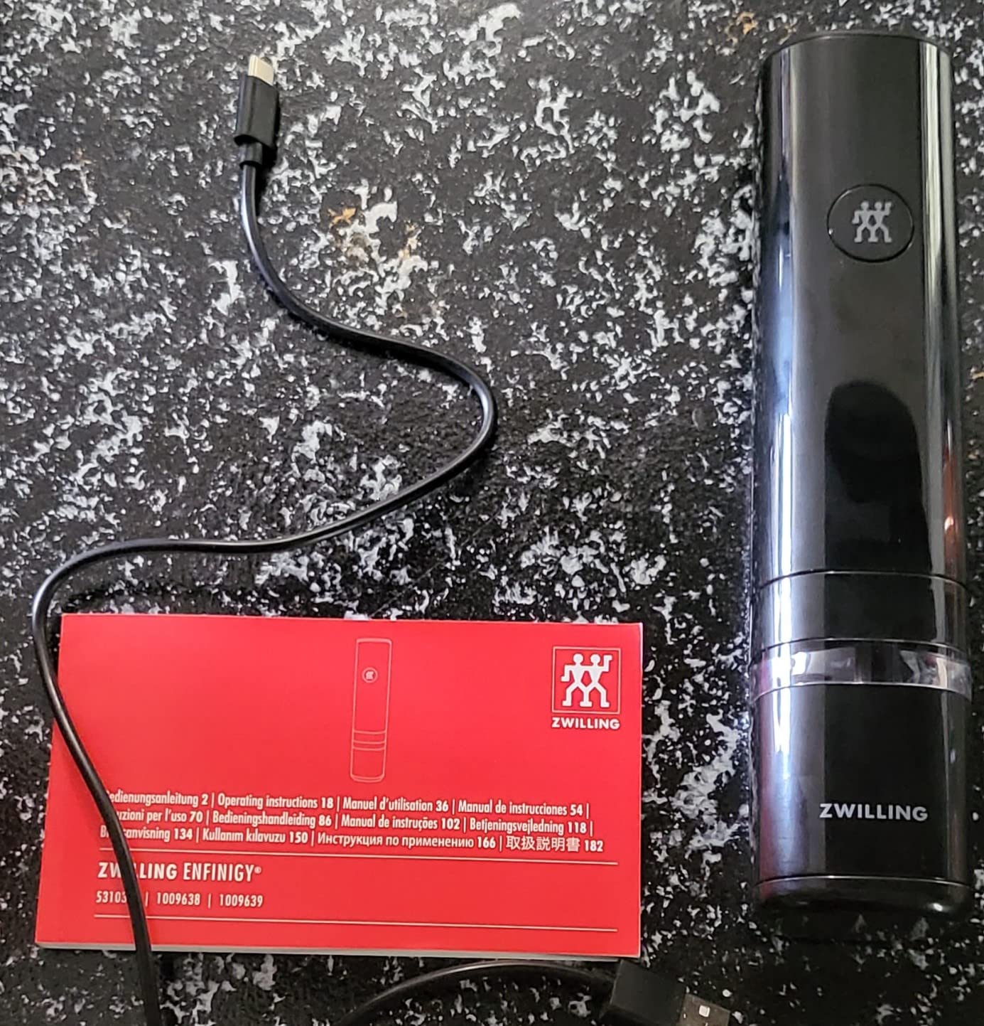 ZWILLING Enfinigy Electric Salt/Pepper Mill - Black customer photo 2