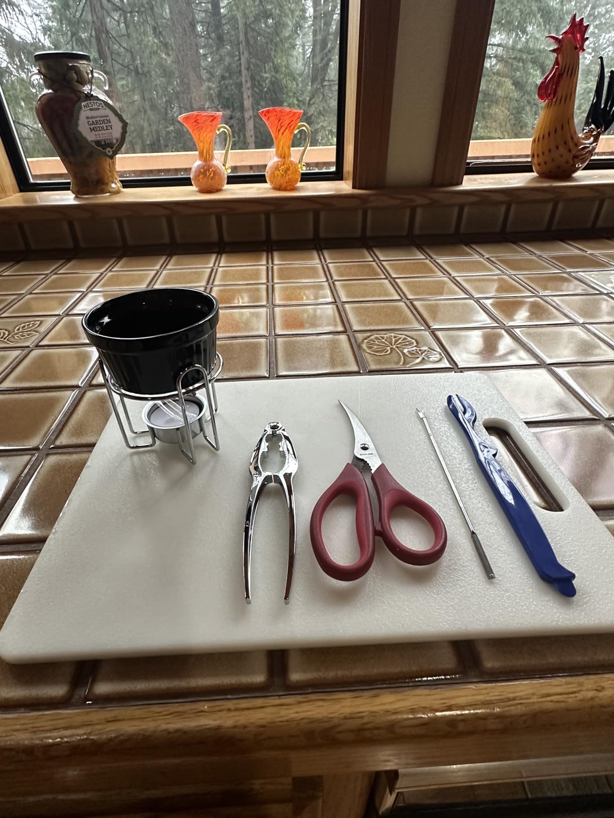 Seafood Tools Set includes 4 Crab Crackers 4 Seafood Fork 4 Lobster Crackers 4 Seafood Scissors - Nut Cracker and Storage Bag (17 Piece) customer photo 1
