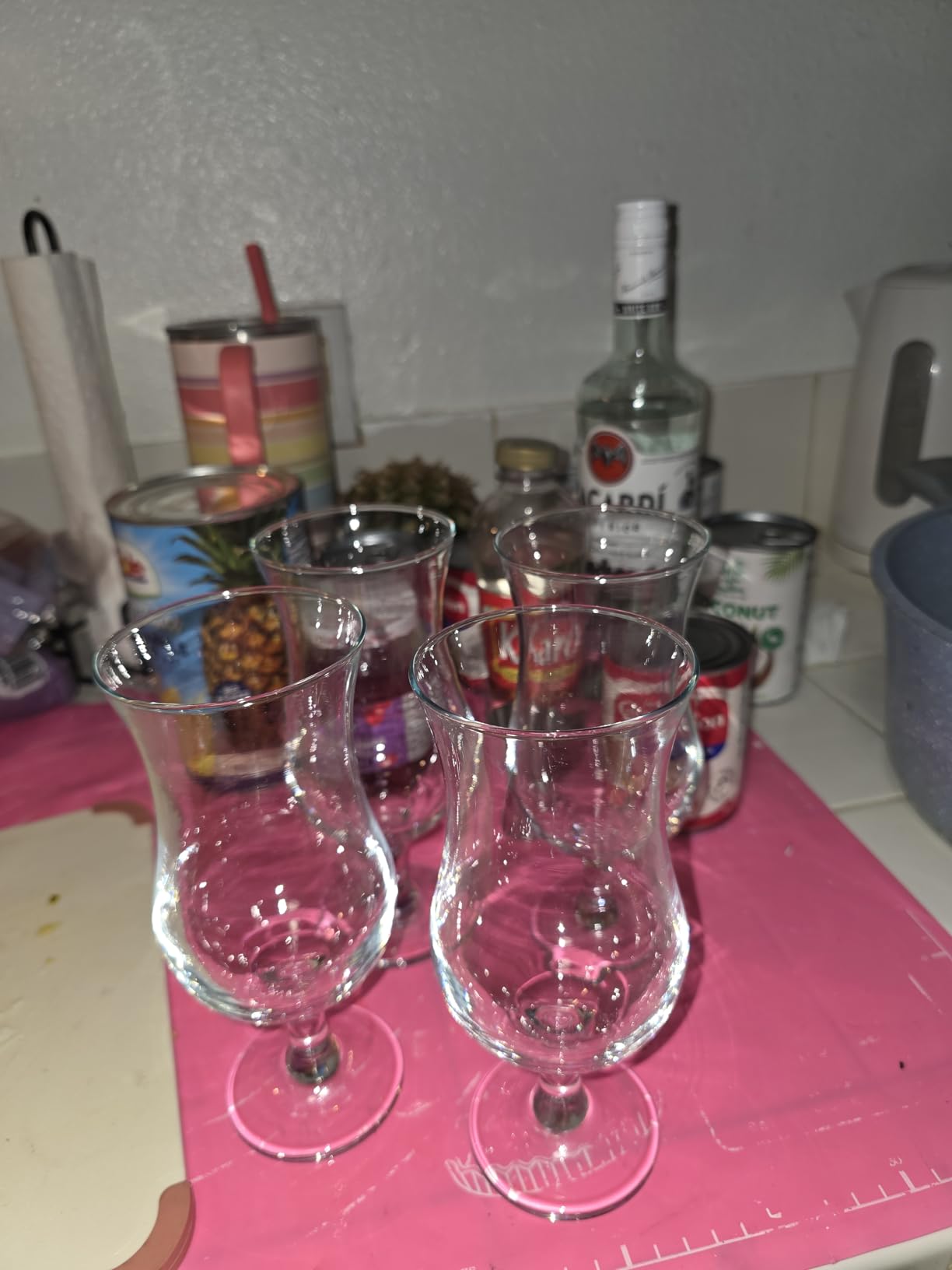 Vikko Hurricane Glasses, Set of 4 Pina Colada Glasses, 15.5 Ounce Cocktails Glasses Set, Durable Dishwasher Safe Party Glass customer photo 1