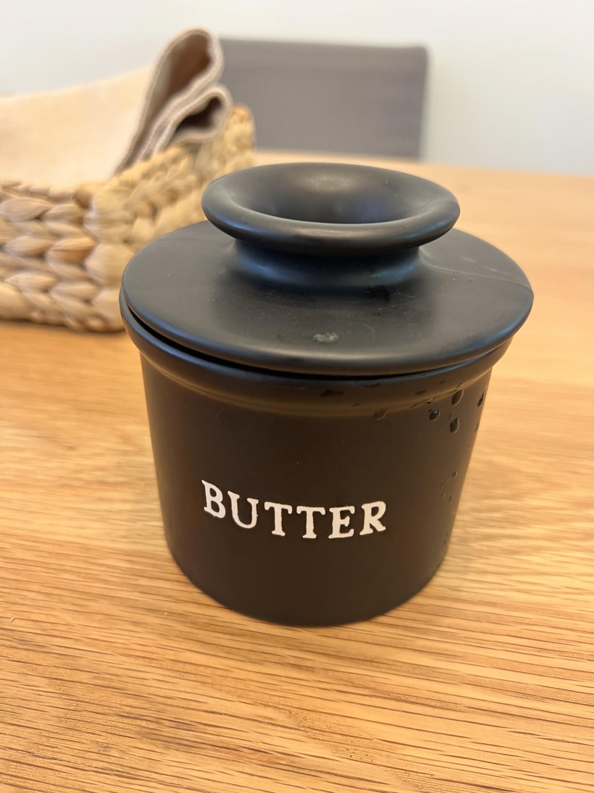 Butter Crock with Lid, Soft Spreadable Butter, Ceramic French Butter Keeper to Leave On Counter with Water Line, Butter Dish, Home and Kitchen Decor, Perfect for Christmas Gift (Black) customer photo 2