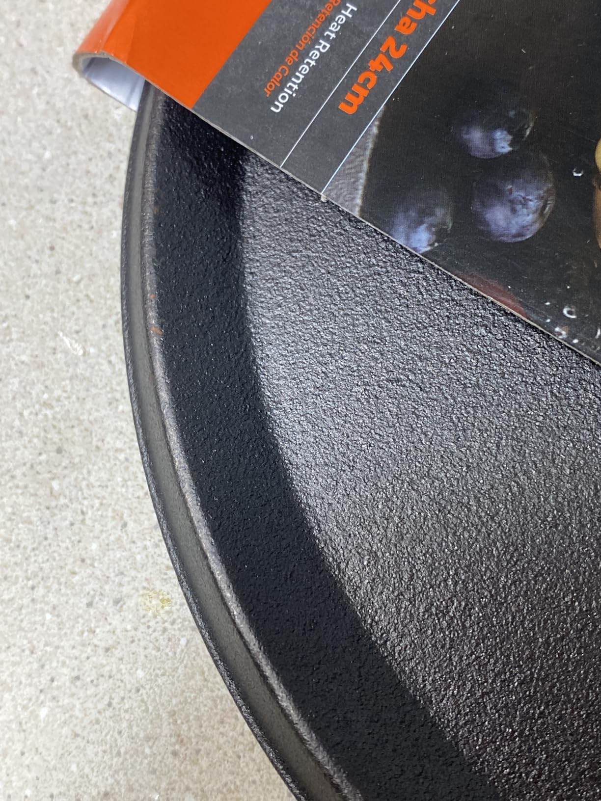 IMUSA 9.5in Preseasoned Cast Iron Comal for Tortillas, Arepas, Quesadillas customer photo 1