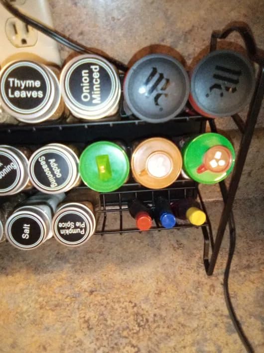 SWOMMOLY Magnetic Spice Rack Organizer with 28 Glass Spice Jars, 396 Spice Labels with Chalk Marker and Funnel Set for Refrigerator, Metal Fridge, Microwave, Cabinet, Countertop customer photo 2