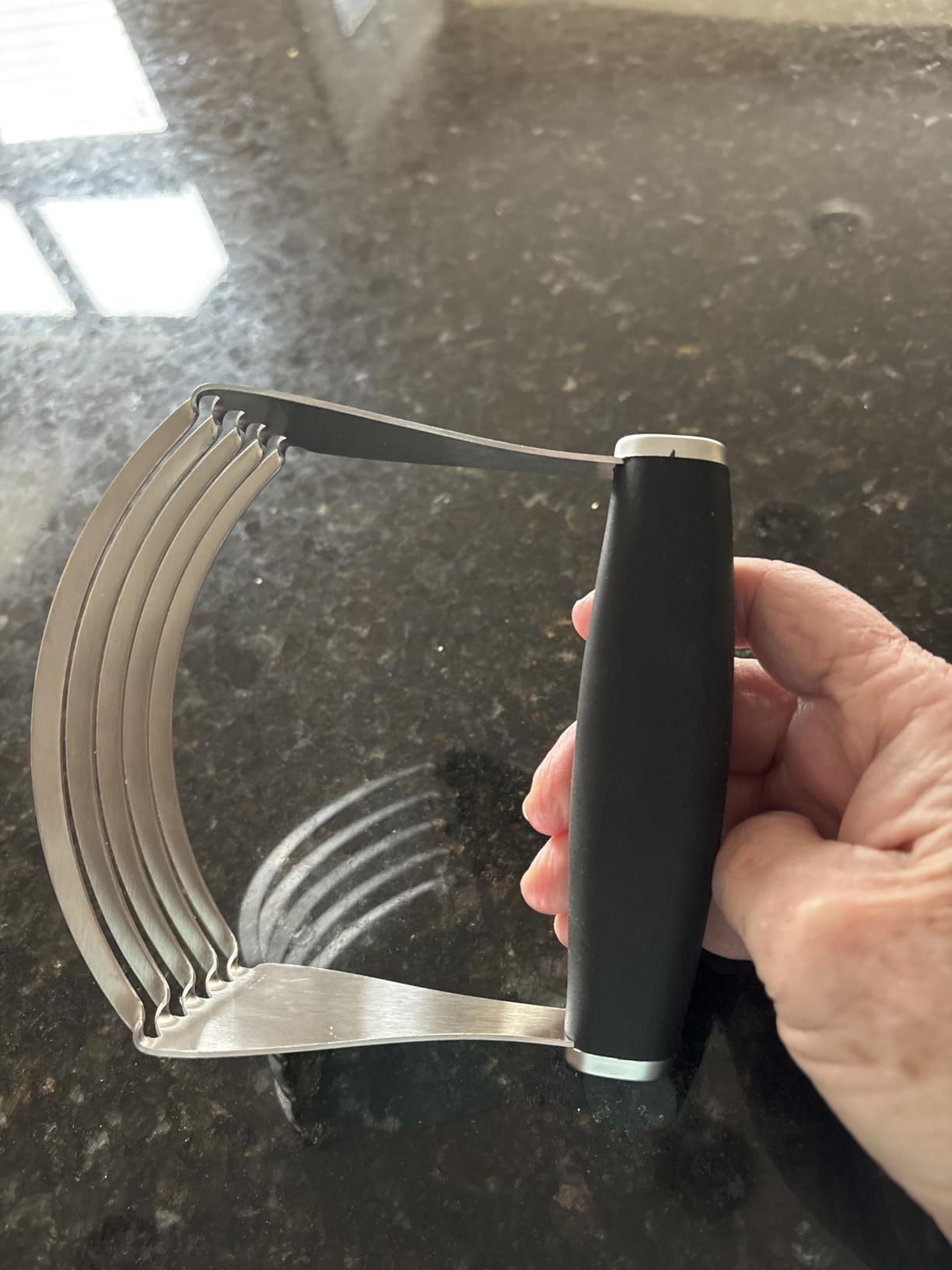 Rainspire XL Pastry Cutter For Baking, Heavy Duty Pastry Blender Stainless Steel, Thick Sharp Blades Dough Blender, Dough Cutter Butter Cutter Pastry for Easy Mixing, Dishwasher Safe (Black) customer photo 2