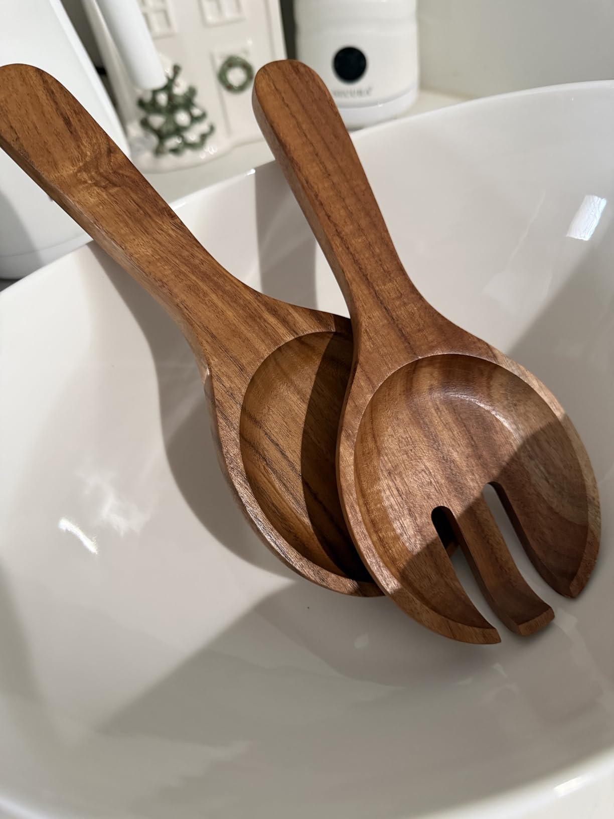 Extra Large Elegant Ceramic Oval Salad Bowl Set with Premium Acacia Wood Salad Serving Utensils - Large Capacity, Stylish and Practical, Kitchen Must-Have customer photo 2