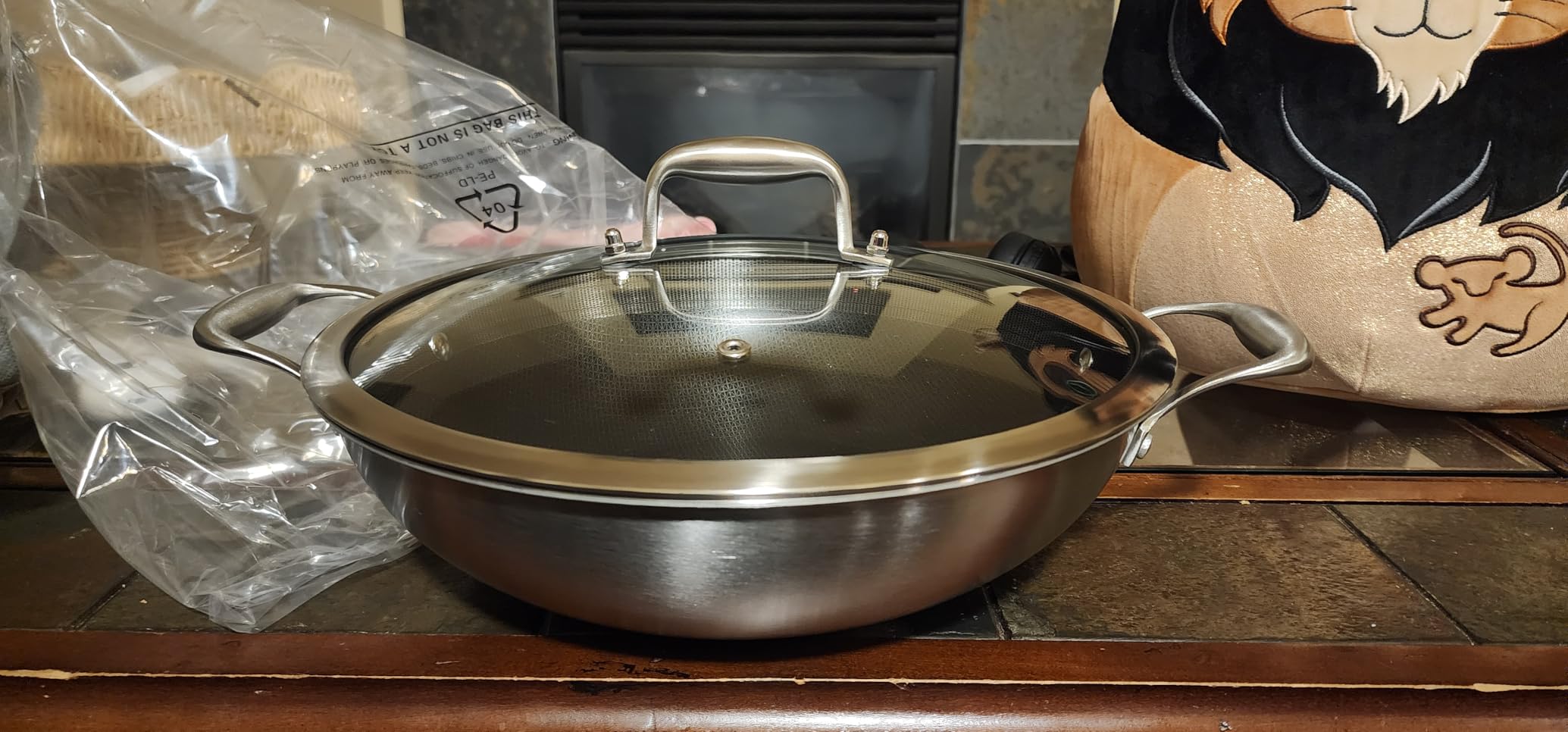 DELARLO Wok Pan With Lid 12 Inch Non stick wok,Oven Safe Up to 600℉,Woks & Stir-Fry Pans Nonstick,Tri-Ply Stainless Steel Wok, 5QT Nonstick Deep Frying Pan, Induction Saute Pan With Lid customer photo 2