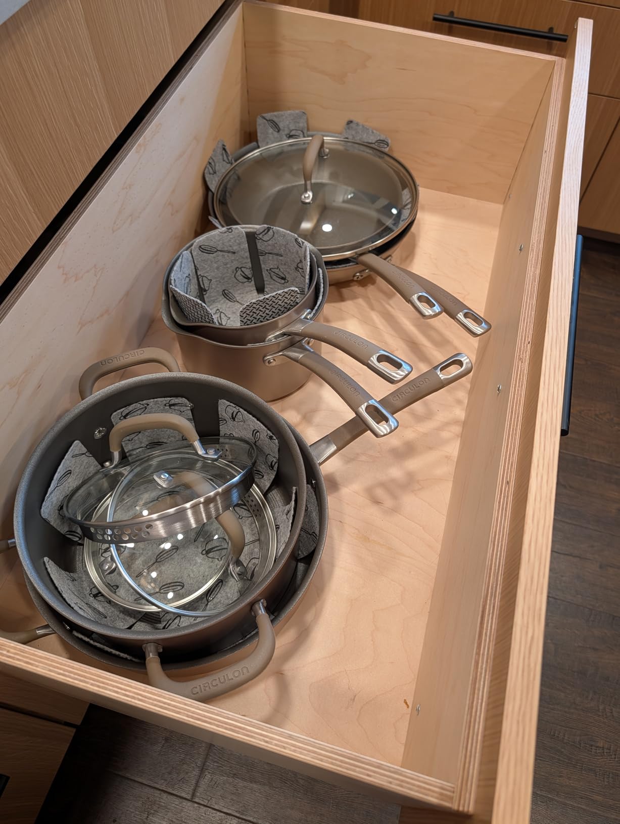 Circulon Premier Professional Hard Anodized Nonstick Cookware Induction Pots and Pans Set, 12 Piece, Bronze customer photo 1