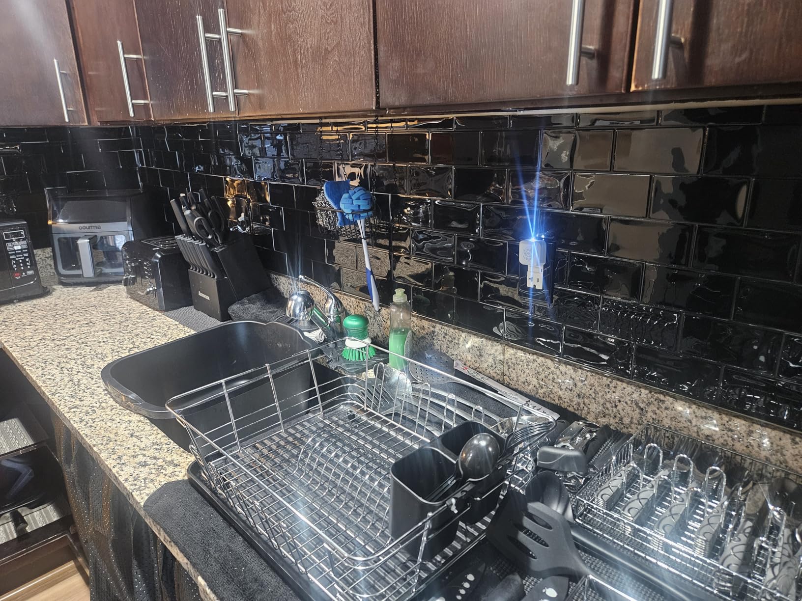 Art3d Peel and Stick Backsplash, 10-Pack Thickened Stick on Subway Tiles, Faux Ceramic Tiles for Kitchen, Bathroom, Black customer photo 1