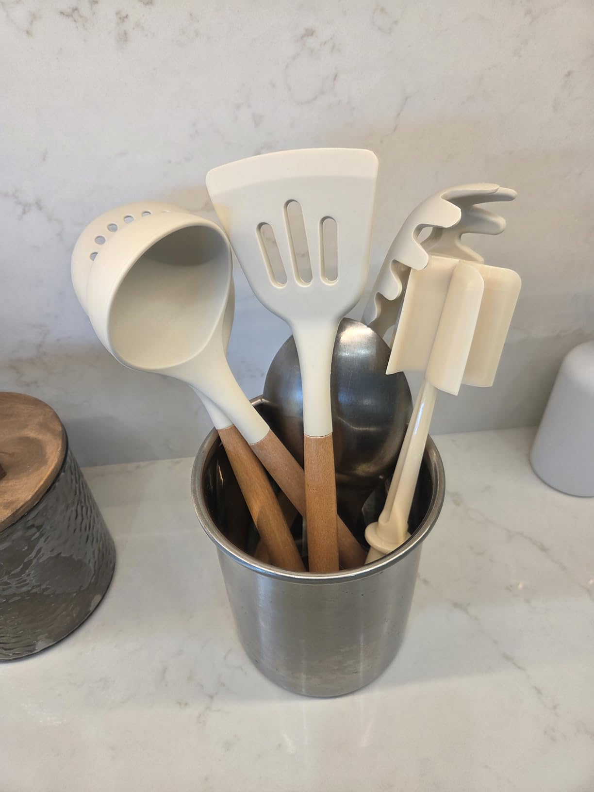 CAROTE Silicone Cooking Utensils Set, Kitchen Utensils Set 10 Pcs for cooking, BPA Free Spatula Set with Heat Resistant Wood Handles for Nonstick Cookware (Cream White) customer photo 1