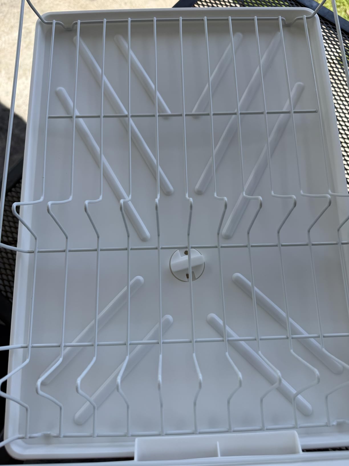 SNTD Dish Drying Rack for Kitchen Counter - Large Dish Rack with Drainboard, Rustproof Dish Drainer with Utensil Holder for Sink, Black customer photo 1