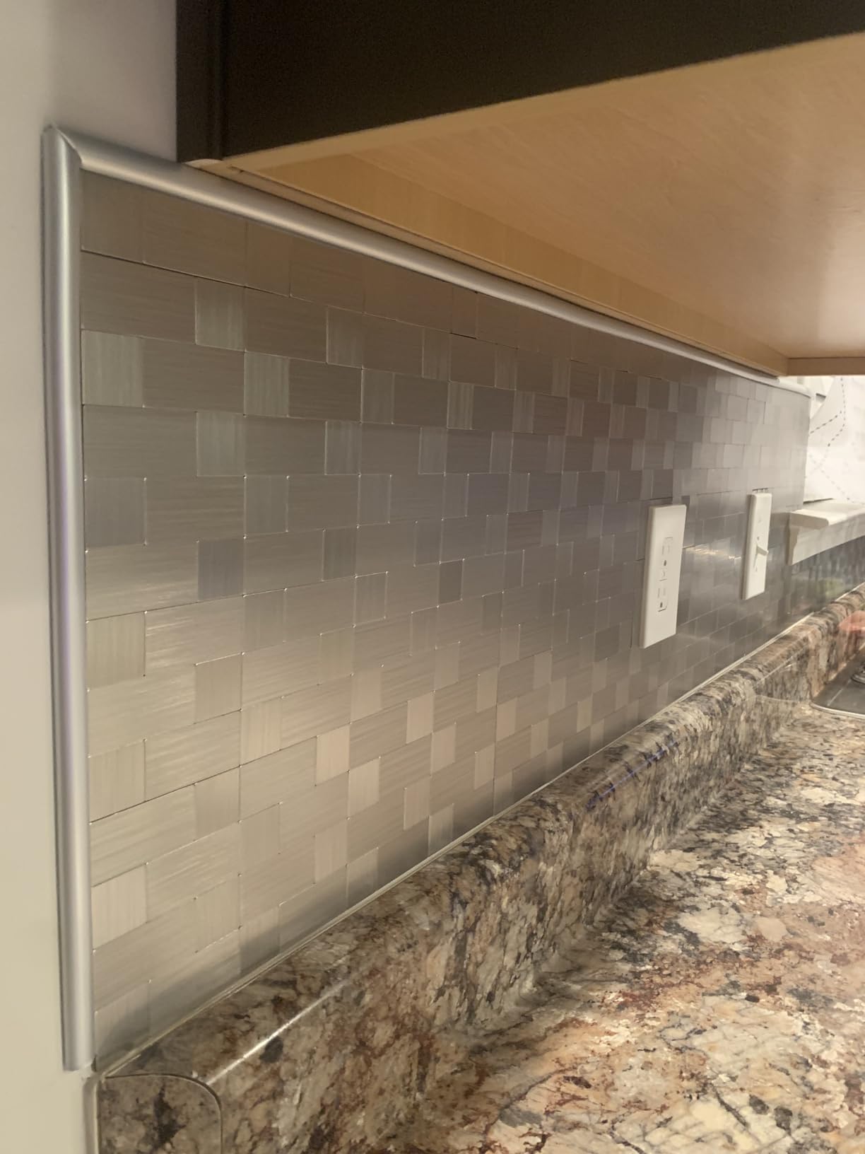 Yipscazo 20-Sheets Stainless Steel Peel and Stick Backsplash for Kitchen, 12''x12'' Stick on Backsplash Metal Smart Tiles for Bathroom and Laundry Walls customer photo 1