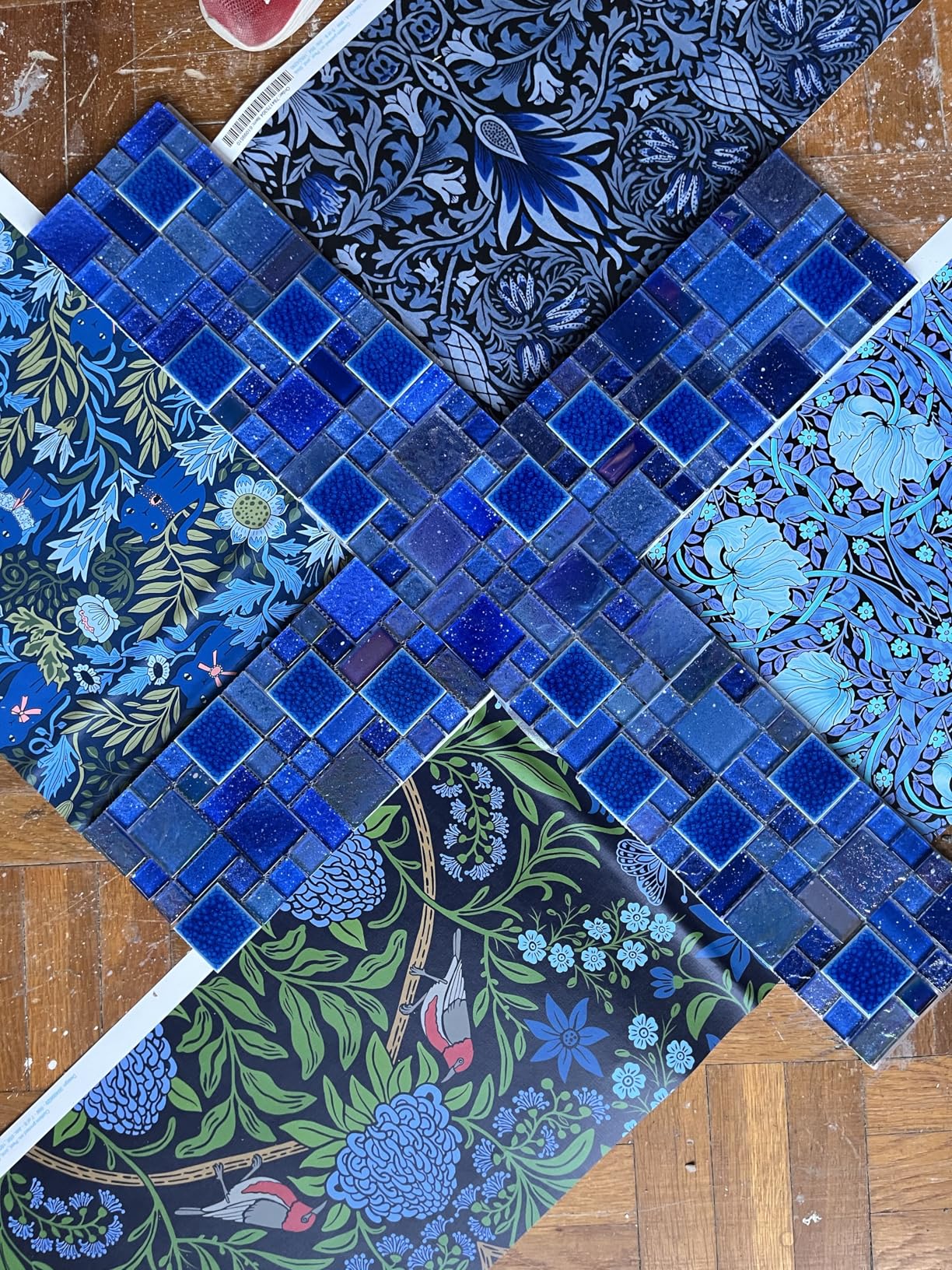 Blujellyfish Blue Glass Mosaic Tiles French Pattern Square Mosaics Sheets Iridescent Cobalt Blue Crystal Glass Ceramic Accent Wall Tile for Swimming Pool Kitchen Bathroom Backsplash (5 Square Feet) customer photo 2