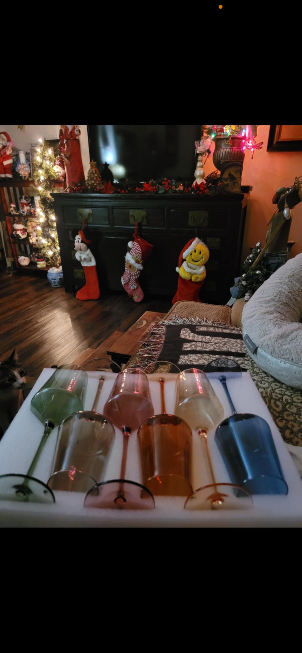 Colored Wine Glasses Set of 6-15 oz Hand-blown Lead-free Crystal Colorful Wine Glasses- Birthday Wedding Housewarming Valentine's Day Gifts for Wine Lovers Women, Mom, Wife, Friend customer photo 1